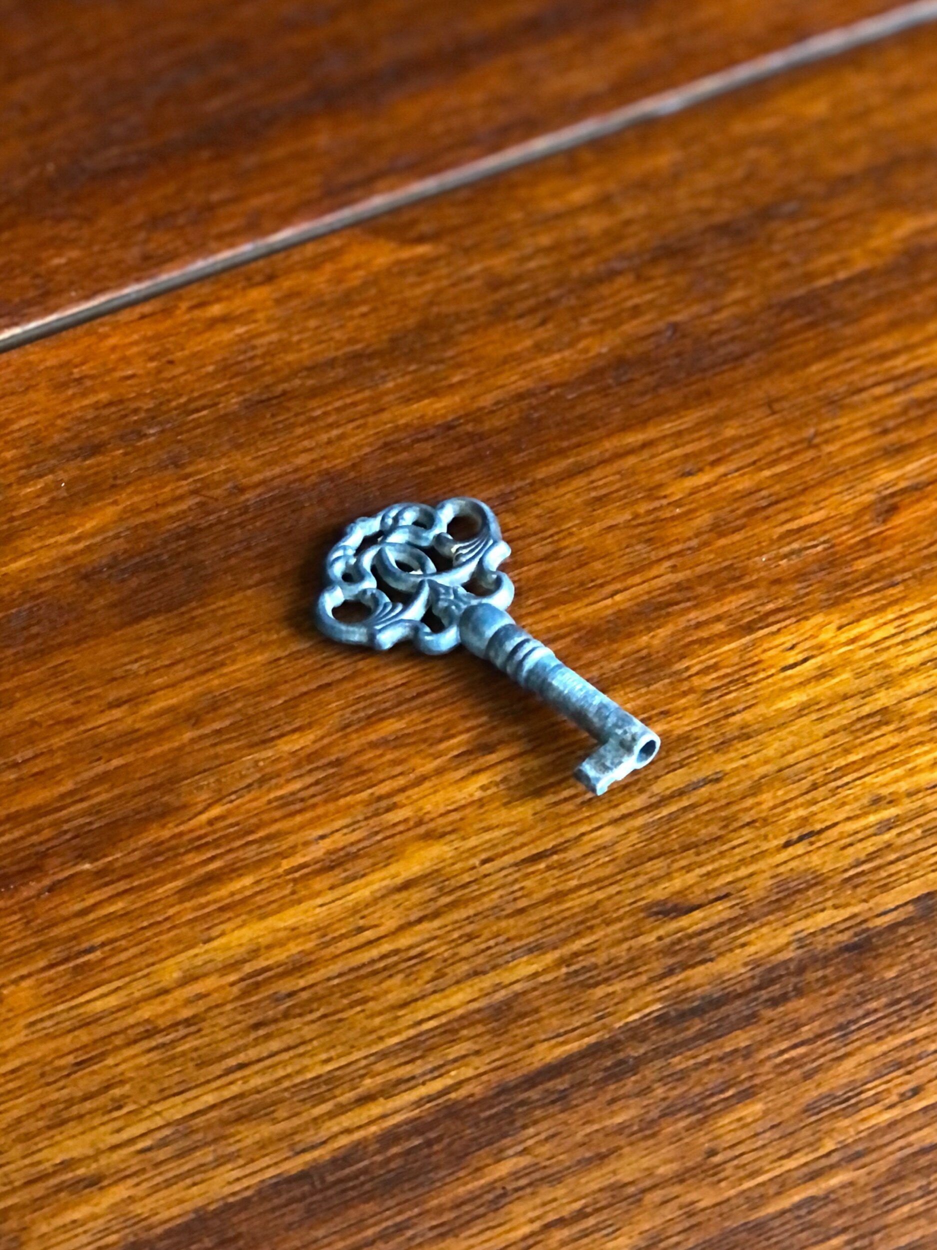 E29956A9-3903-485E-A6EC-F8CE33FB9F0D