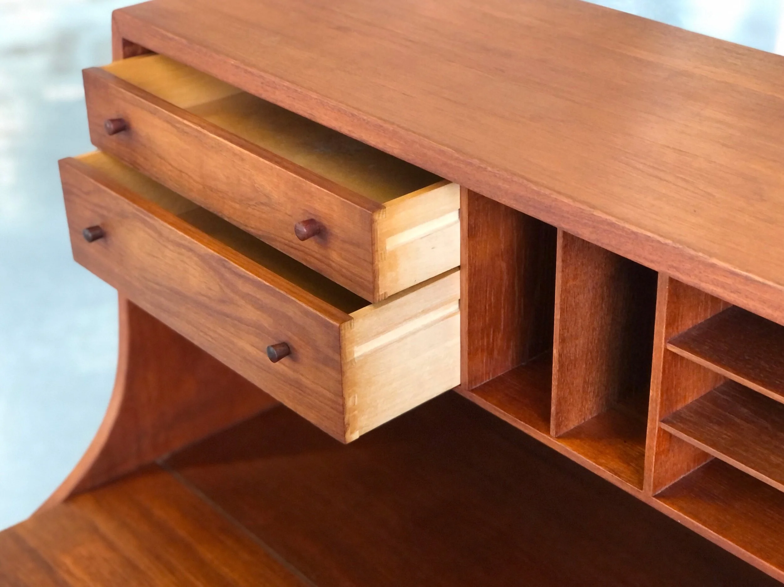 683702DC-ABA3-4EFD-9616-D6EA8E5397B9