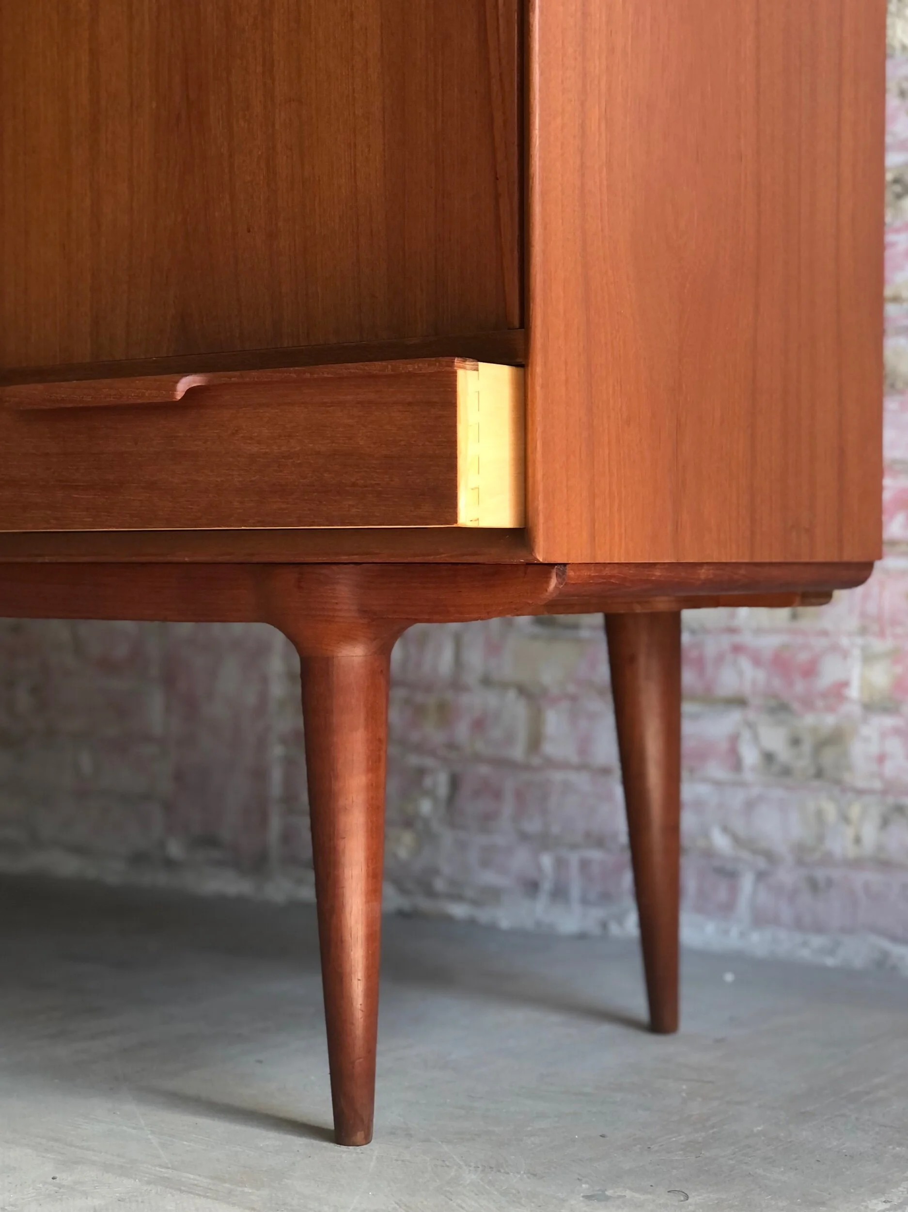 579A6A81-429D-4000-AA46-E7181DBFA85A