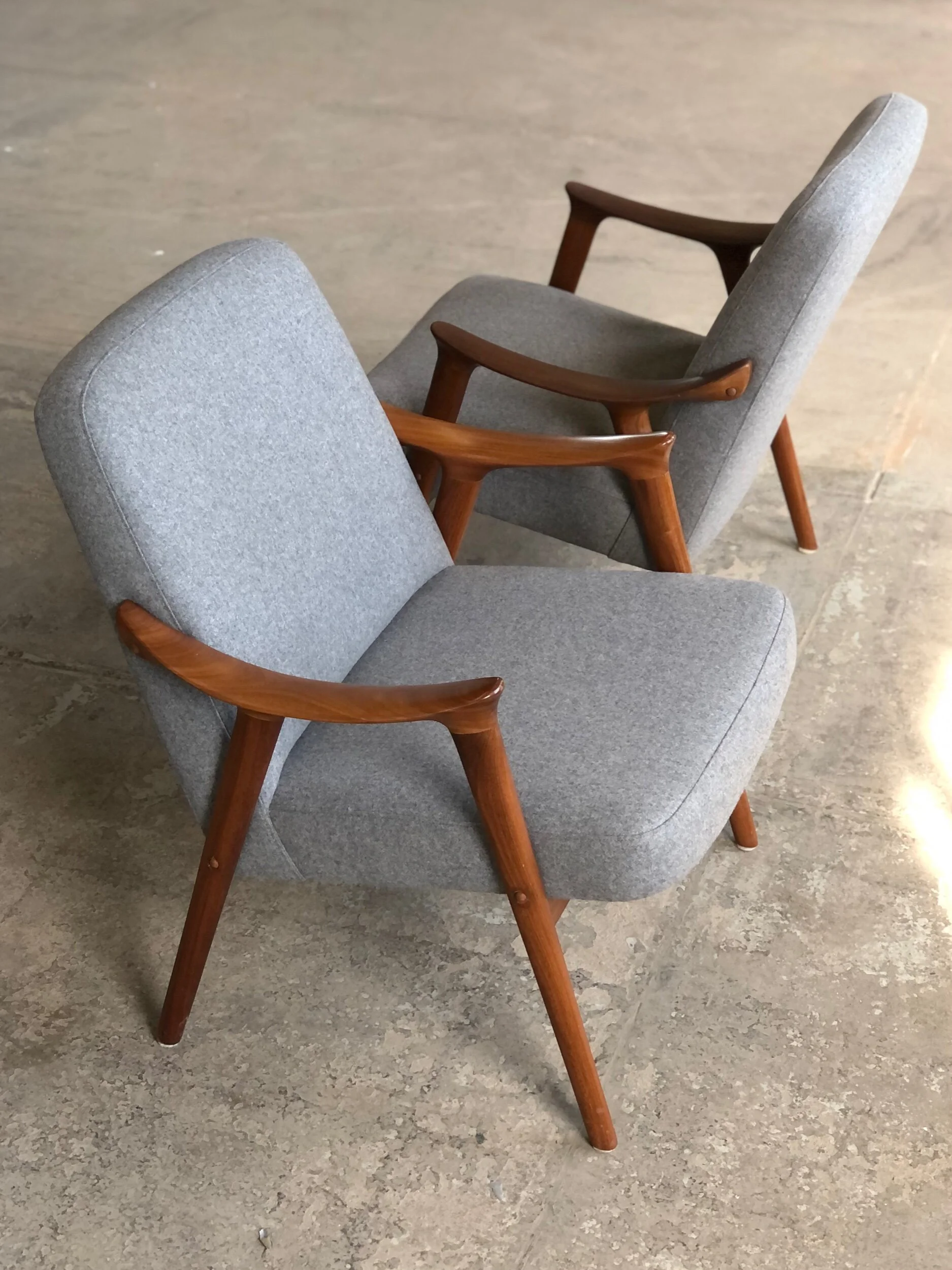 16129C6A-3816-4C2A-8D95-D5F623C2041D