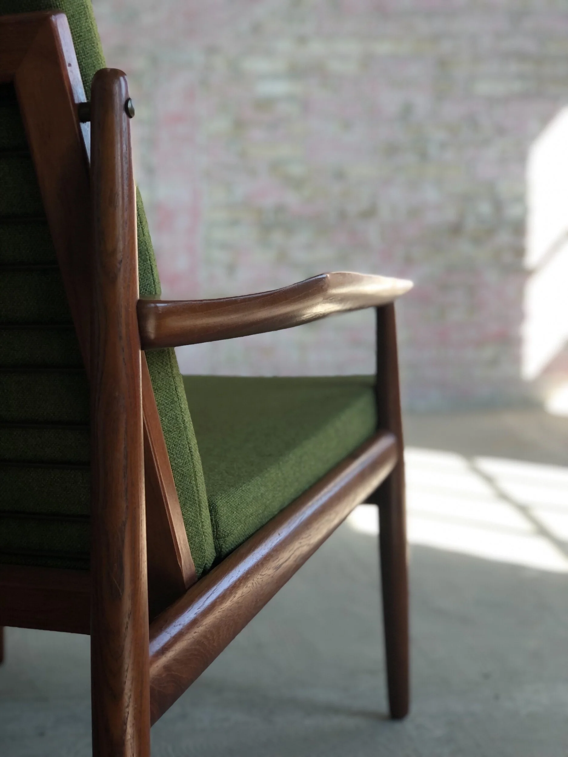 E0C5A283-764F-4ADF-A931-2BEF91765840