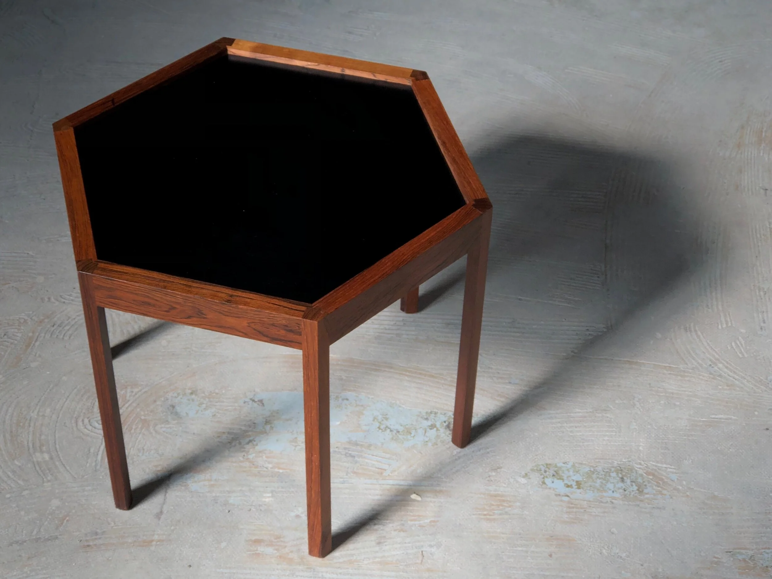 DE2403CD-4D34-43B5-9F51-651B7B8F70F0