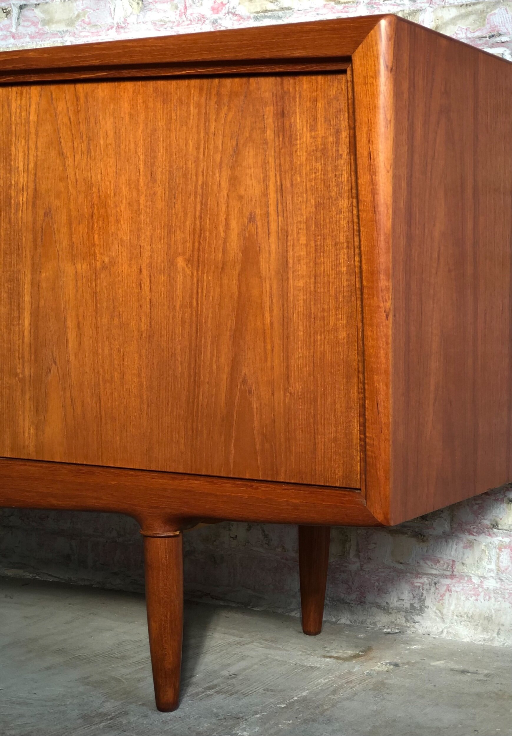 208ED6A7-8A43-41E6-BAF5-E2E2277C9FF0