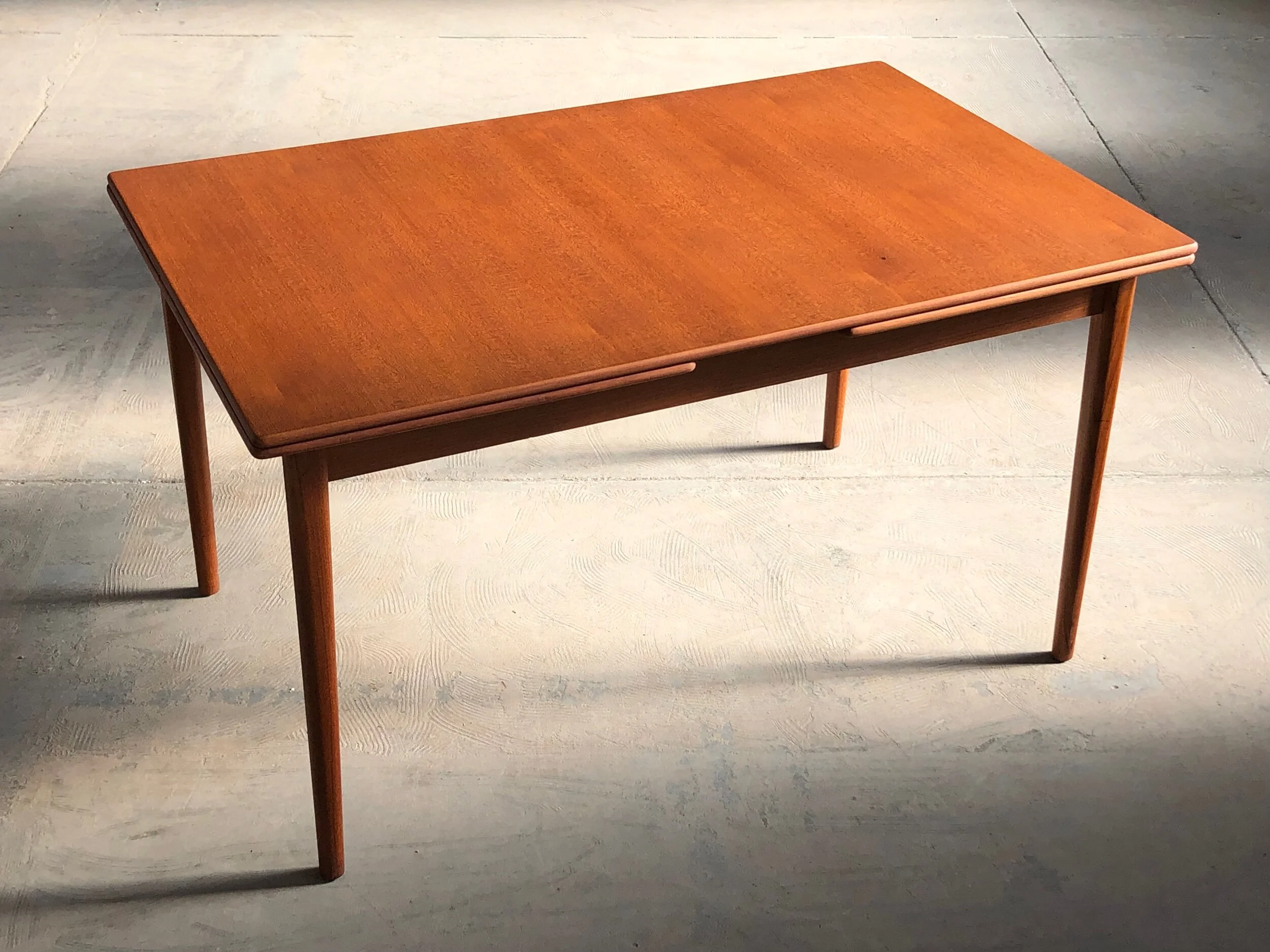 6ED0D944-89A7-490C-980E-5E580FE43DBC