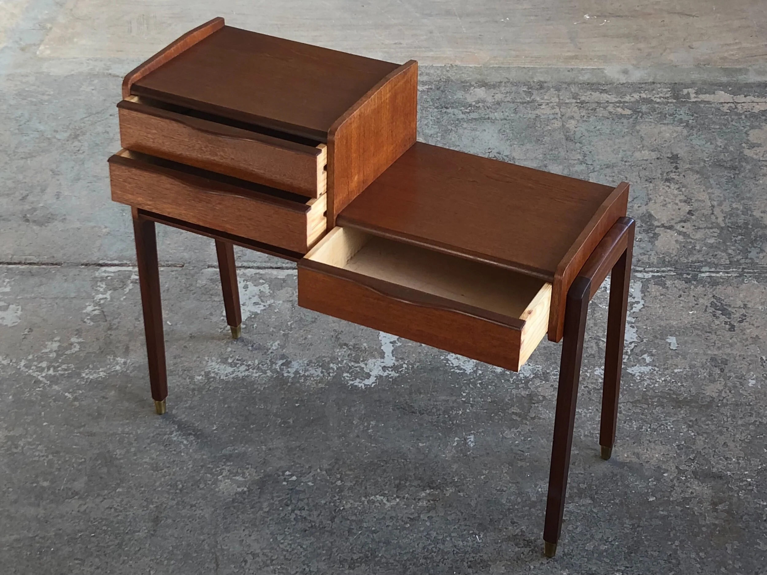 ECC4BE1C-F27A-4197-BAEB-FDA72A5296B1