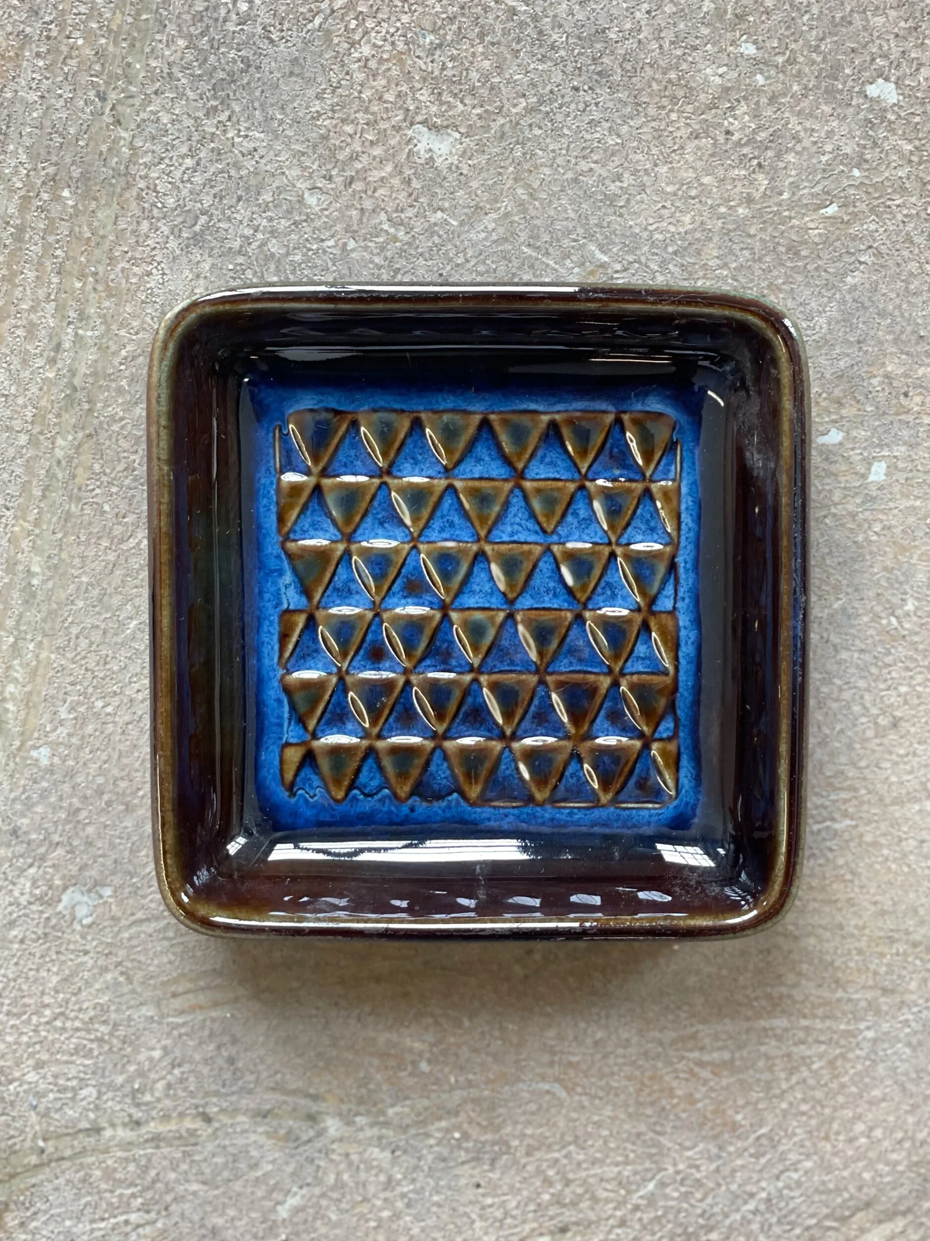 460A96A1-7F13-4B9E-ACD5-01666ACB30ED