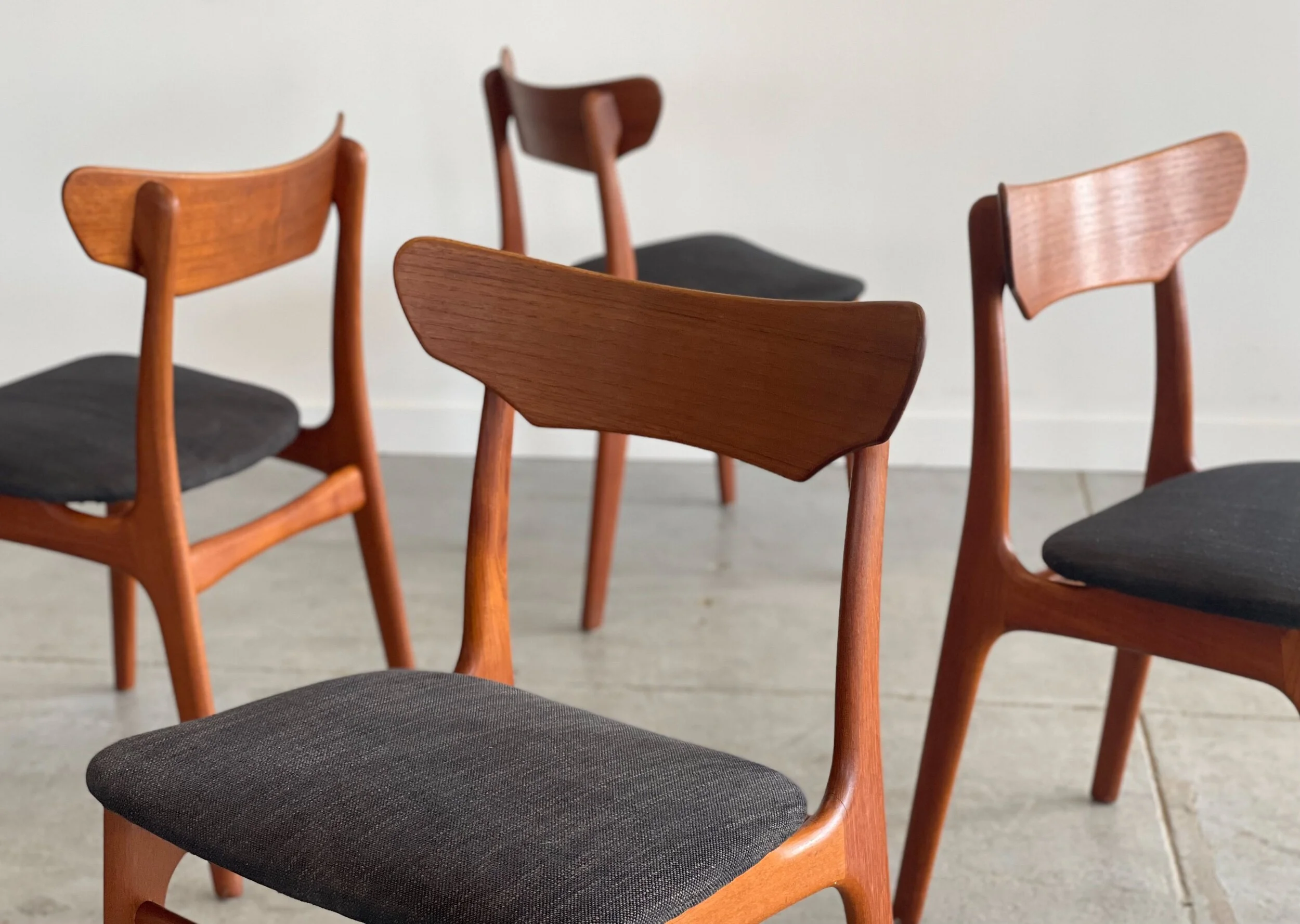 0FC6F558-123C-4434-B466-760529DC5997