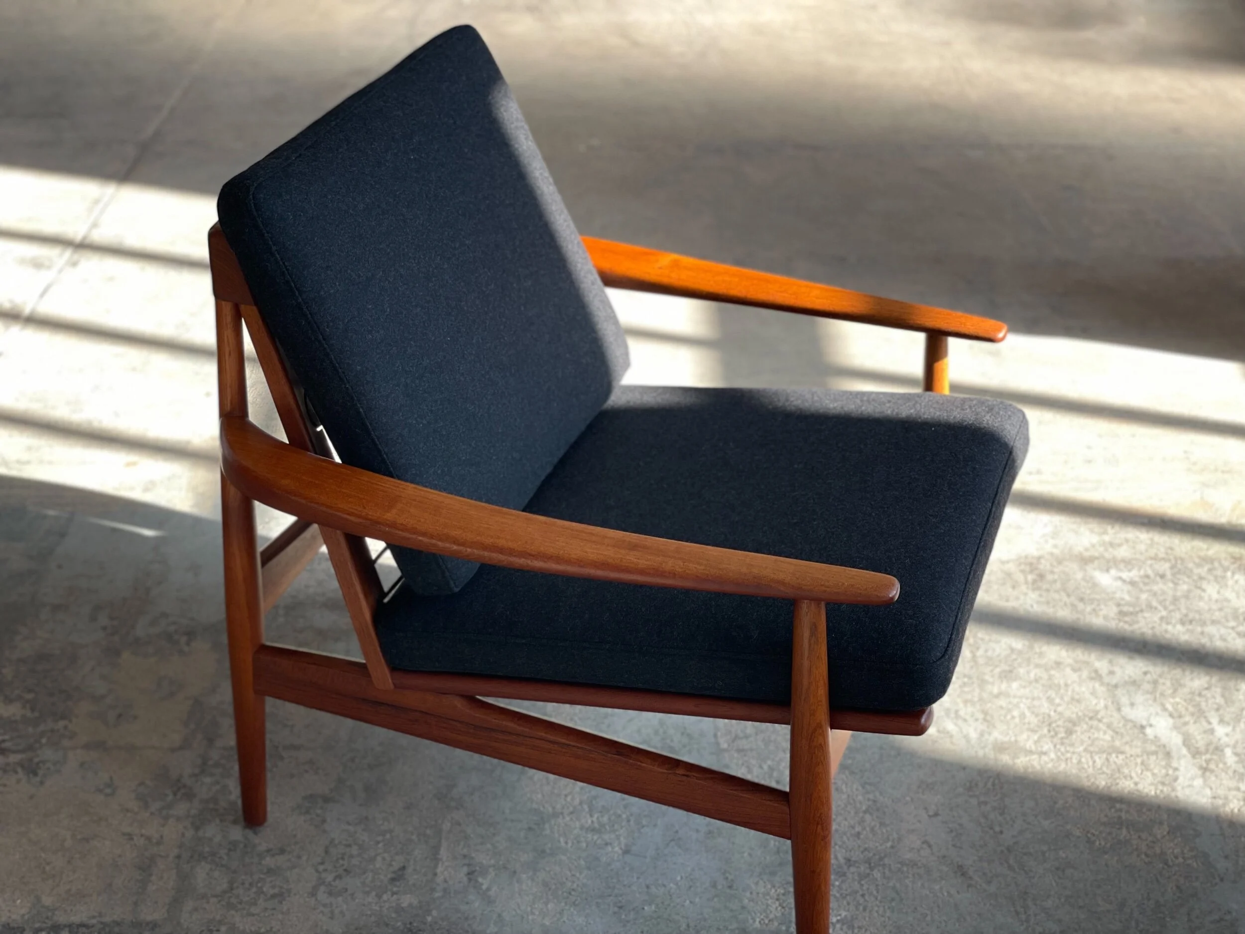 2E8A4767-BCD7-411C-B0AA-82FA8295C8C0