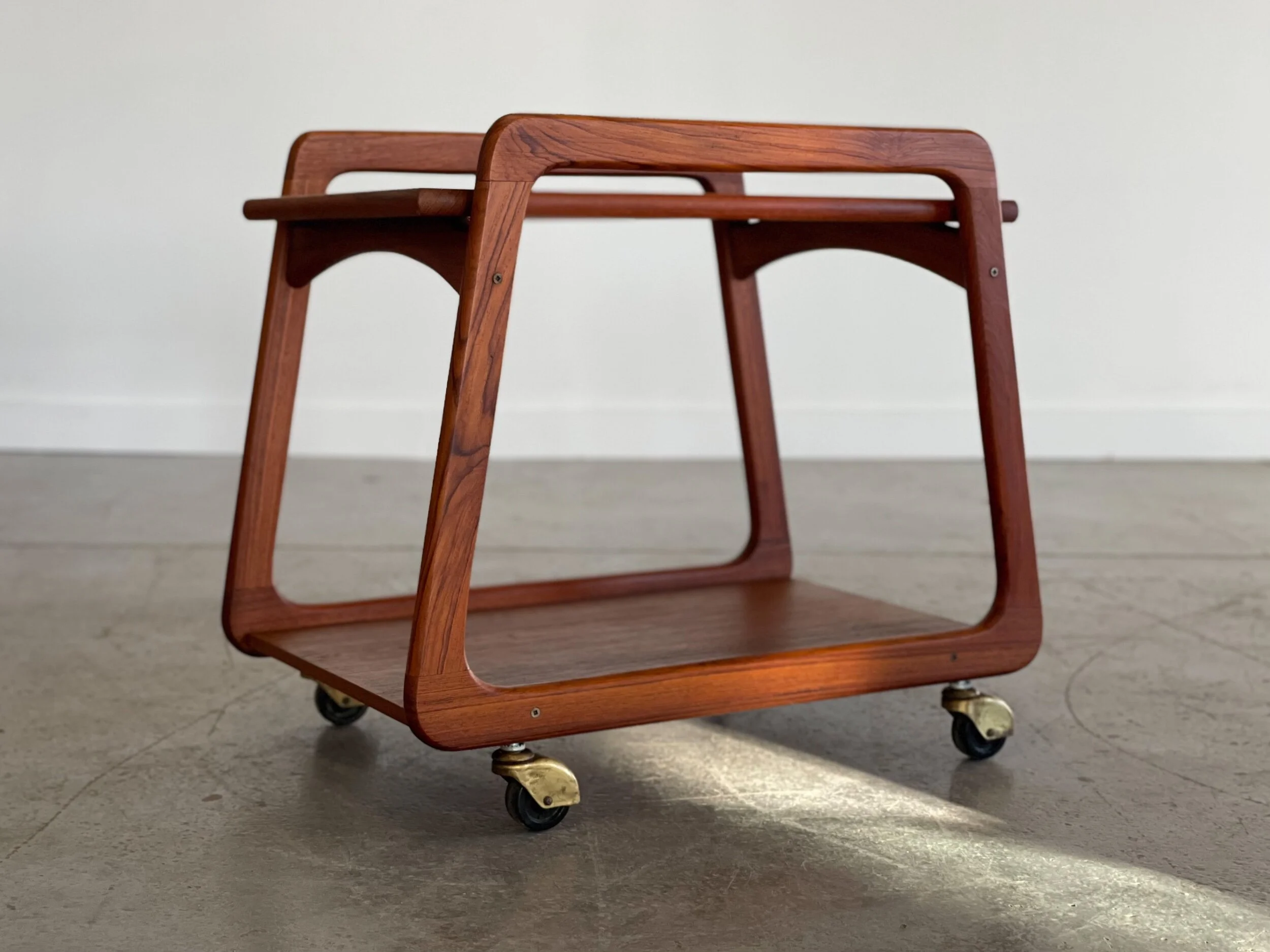 F1ED2B82-6083-4F50-9680-FC726BD3D461