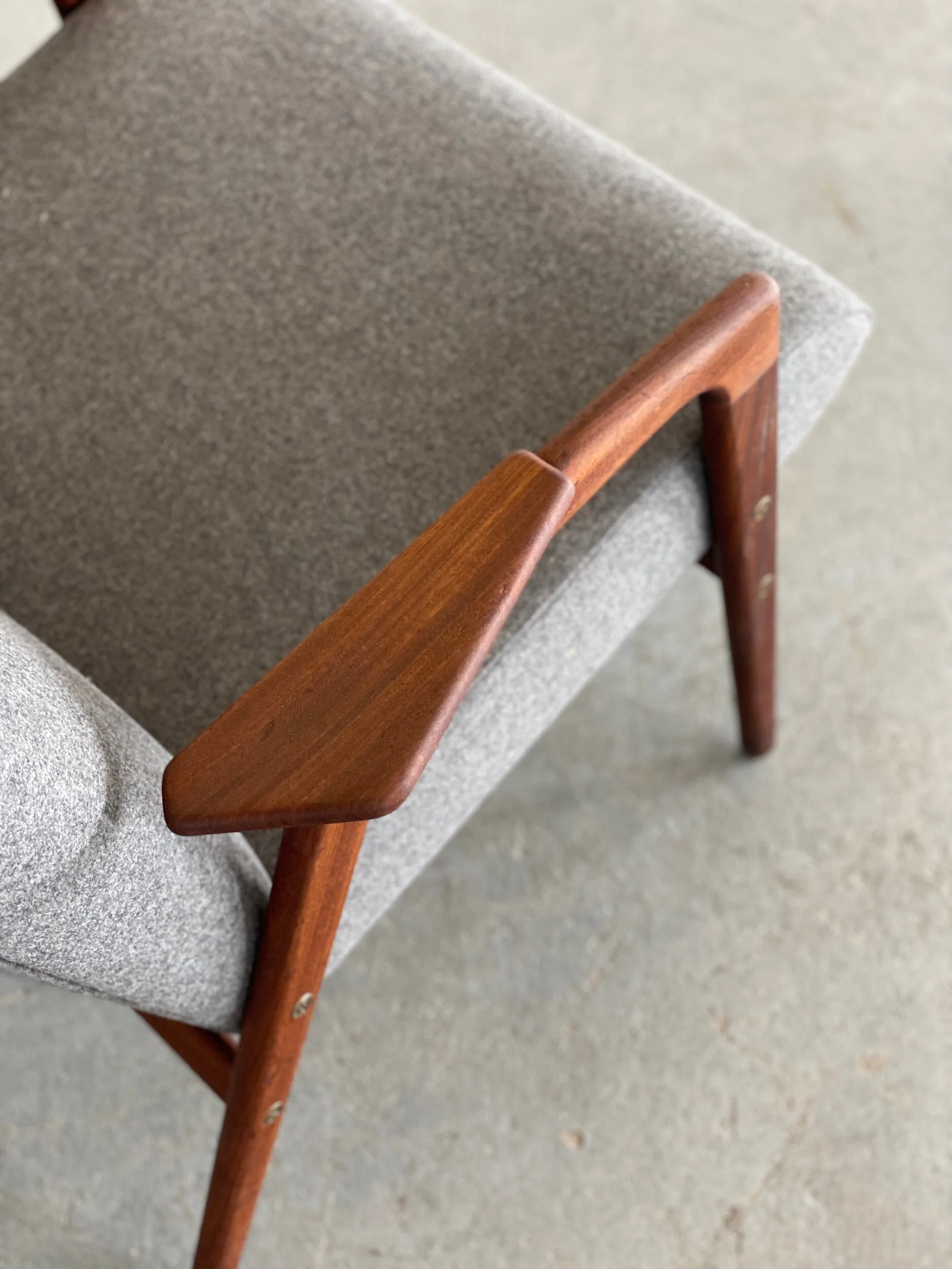 46CC0E62-4A8B-4DBF-B556-1D1EA8D69AAB