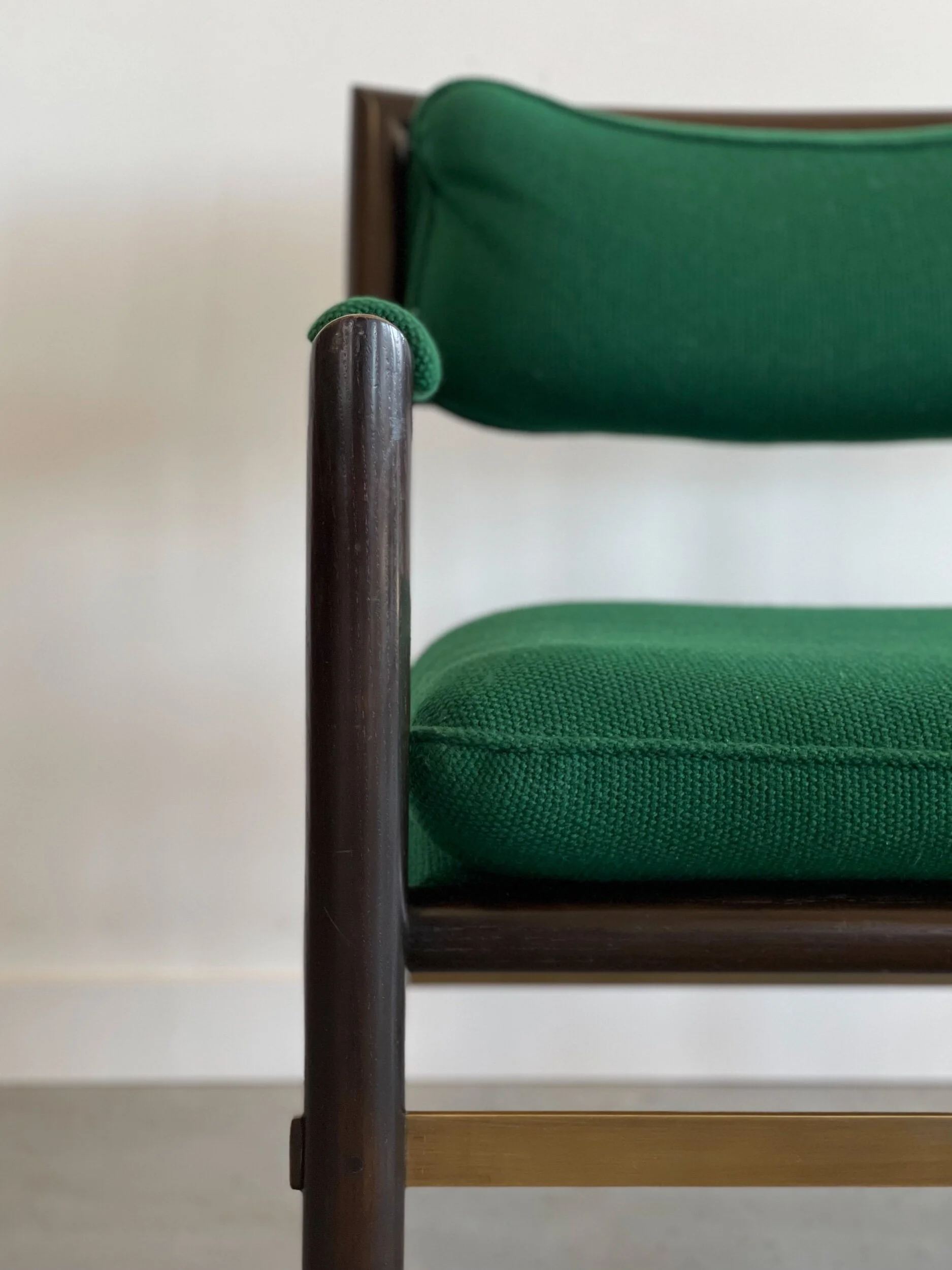 F3DF5B9D-8C42-4066-AD1E-CF3FC4E58DEC