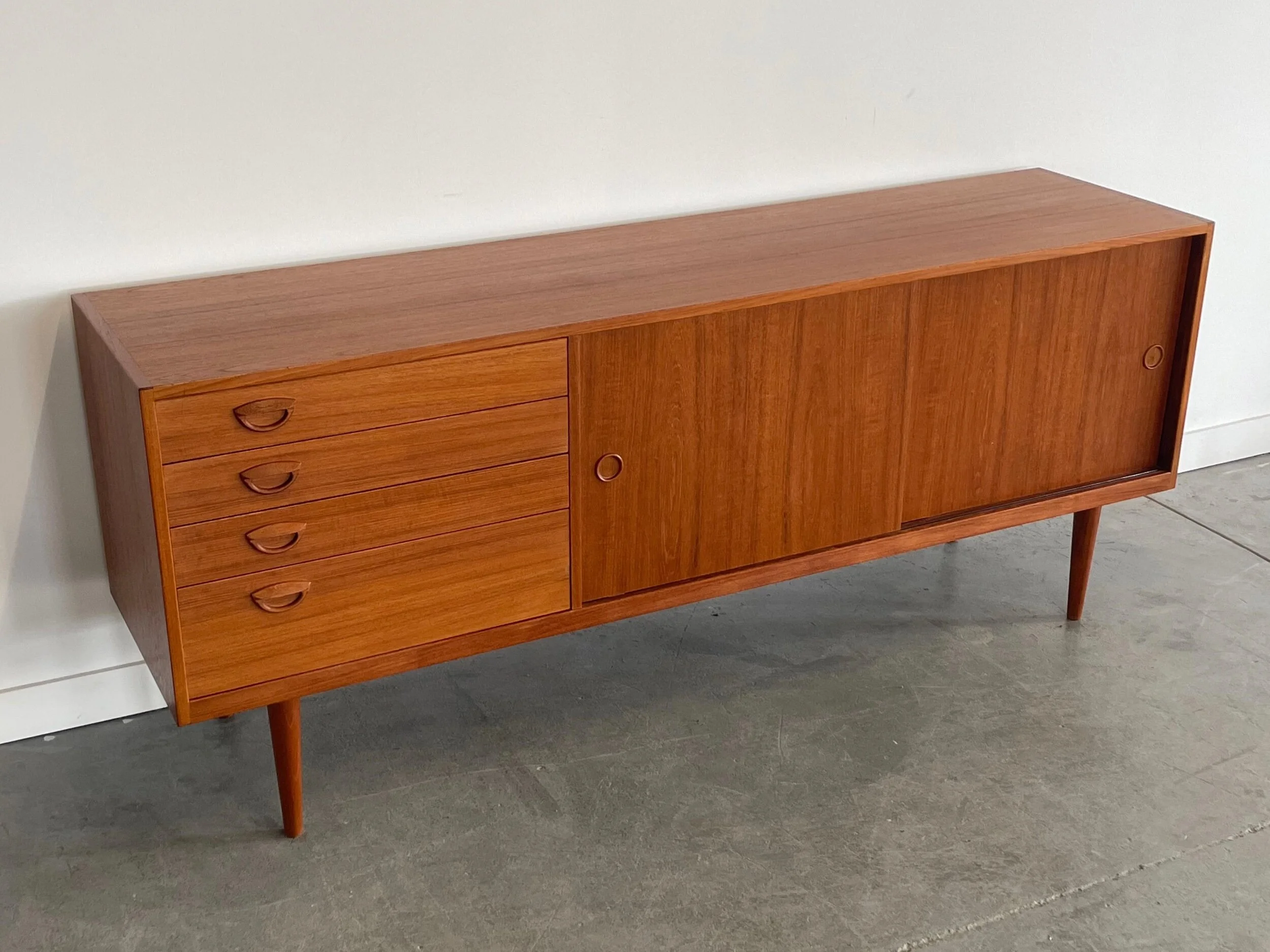 13E51231-A3E6-4C35-B30B-0D37D1C2E6B9