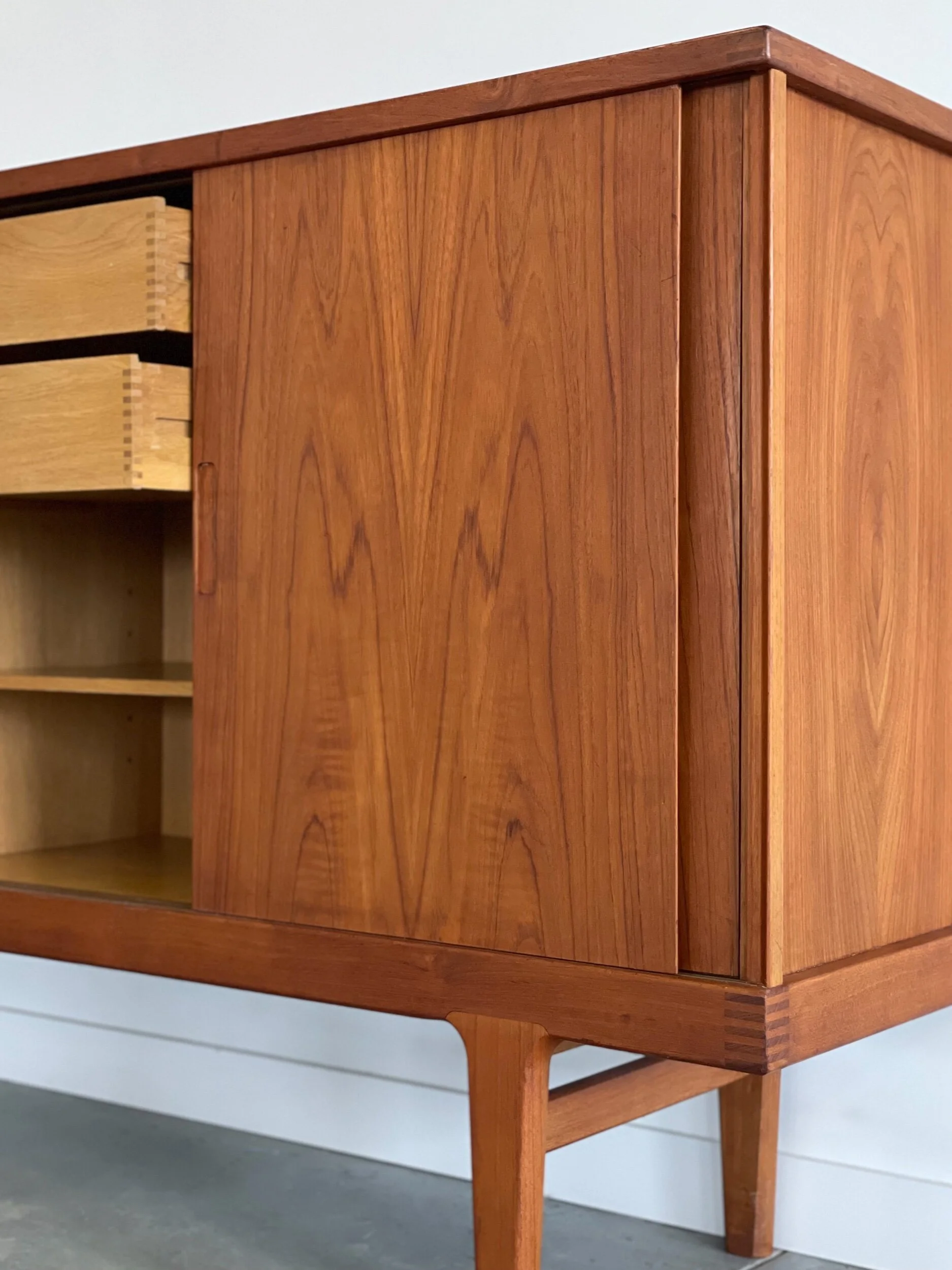 BBA3B7A0-D40D-4531-8CEF-FE0497F5A972