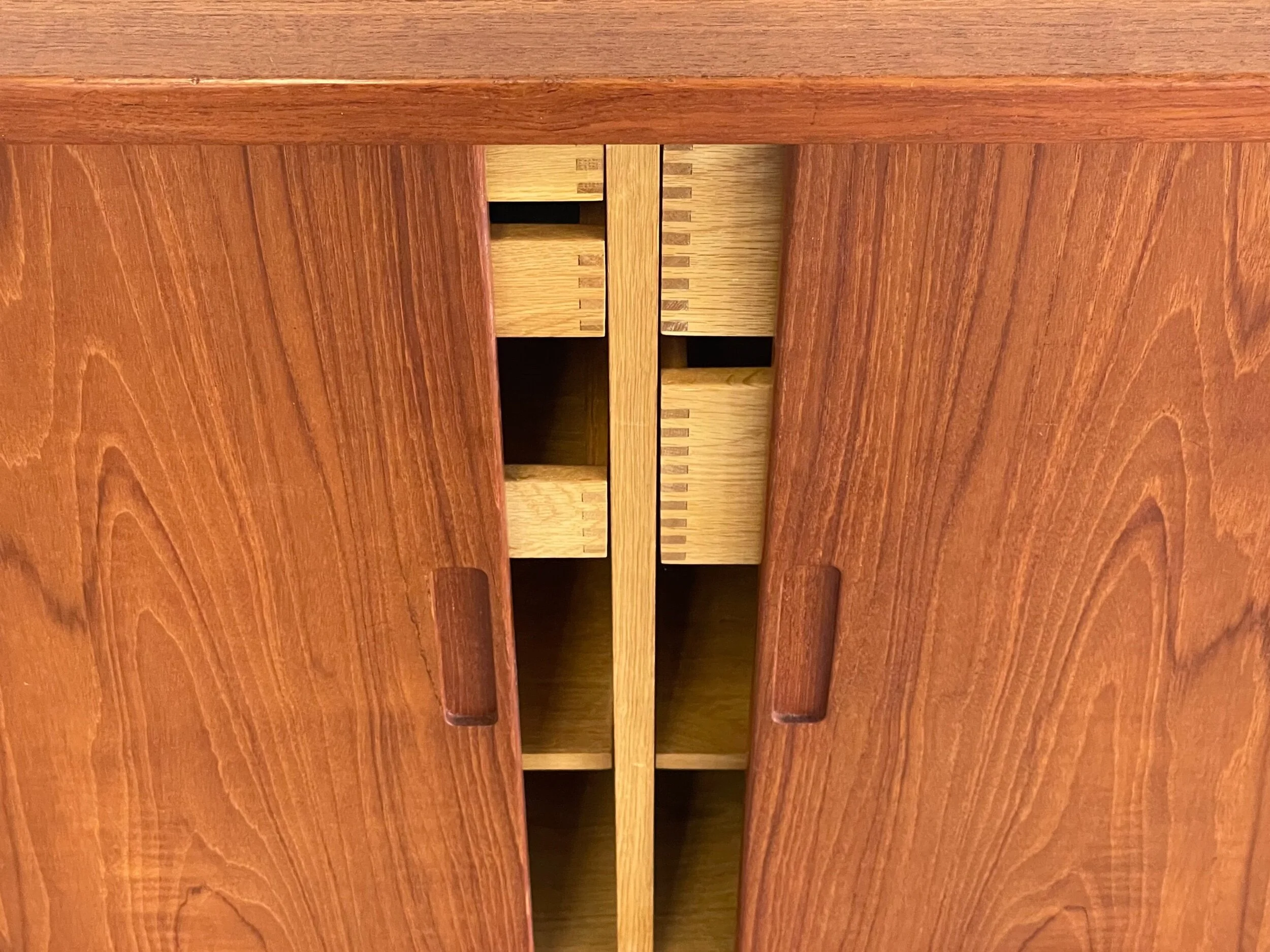 1035D417-B2BE-4EF0-BBBA-232CC9D54989