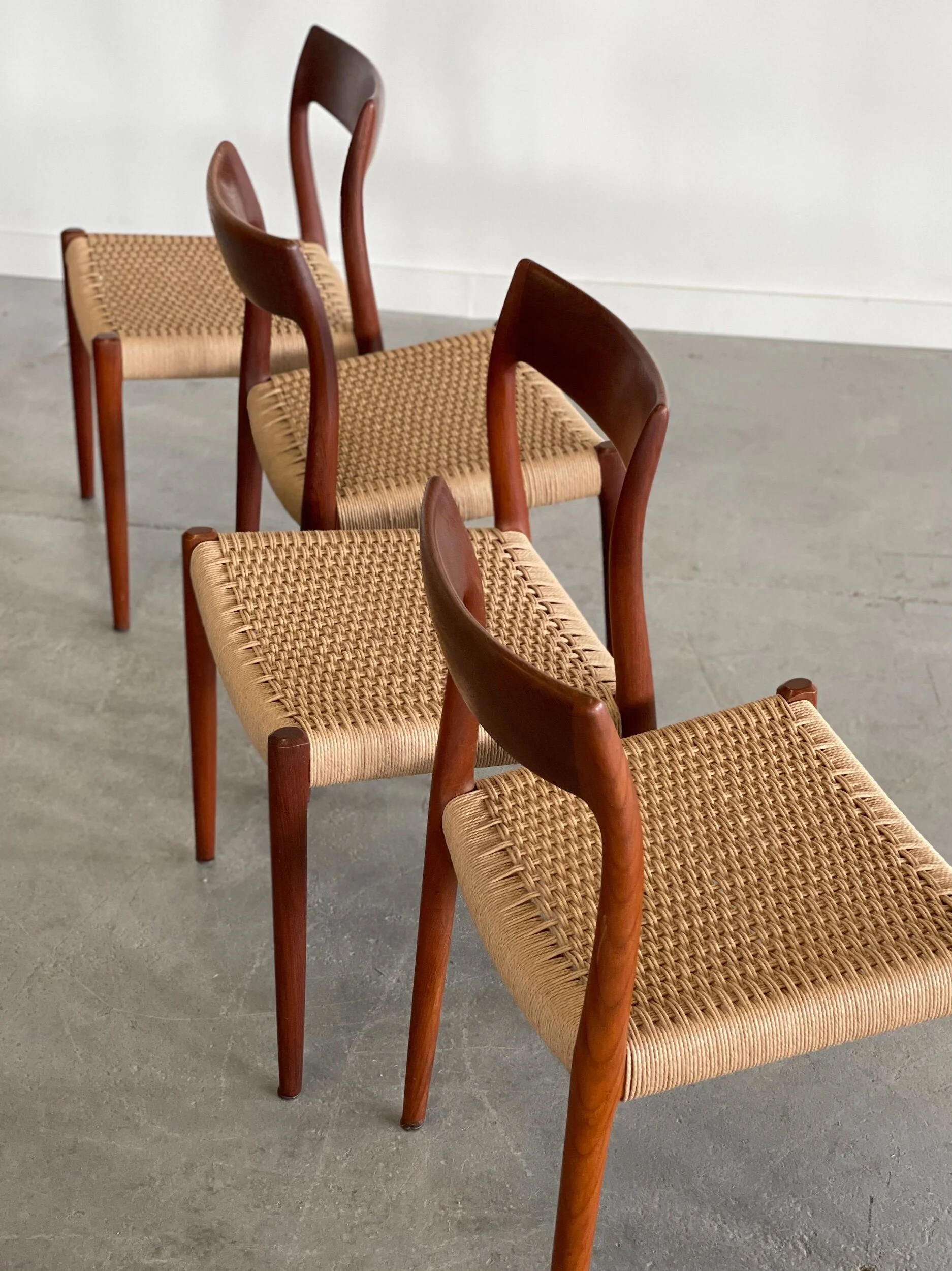 214C230E-A48B-48E7-9F59-27A612982F09