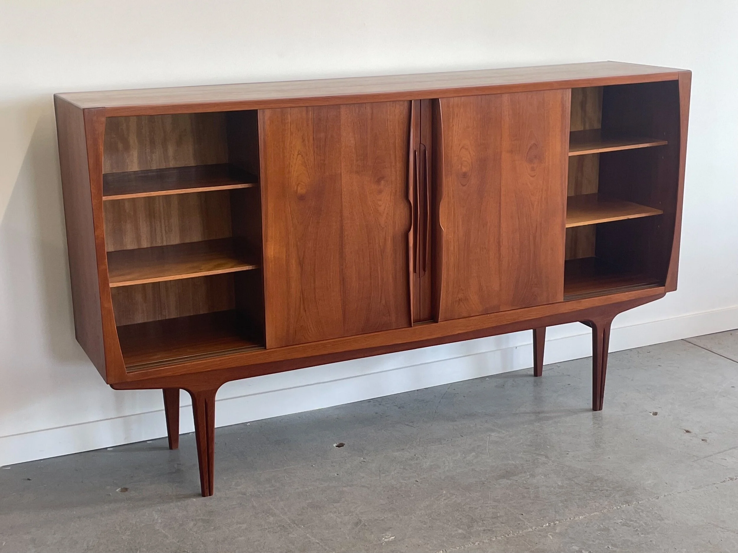 50AC549A-4C9F-4505-A914-3DD16CBD78EB