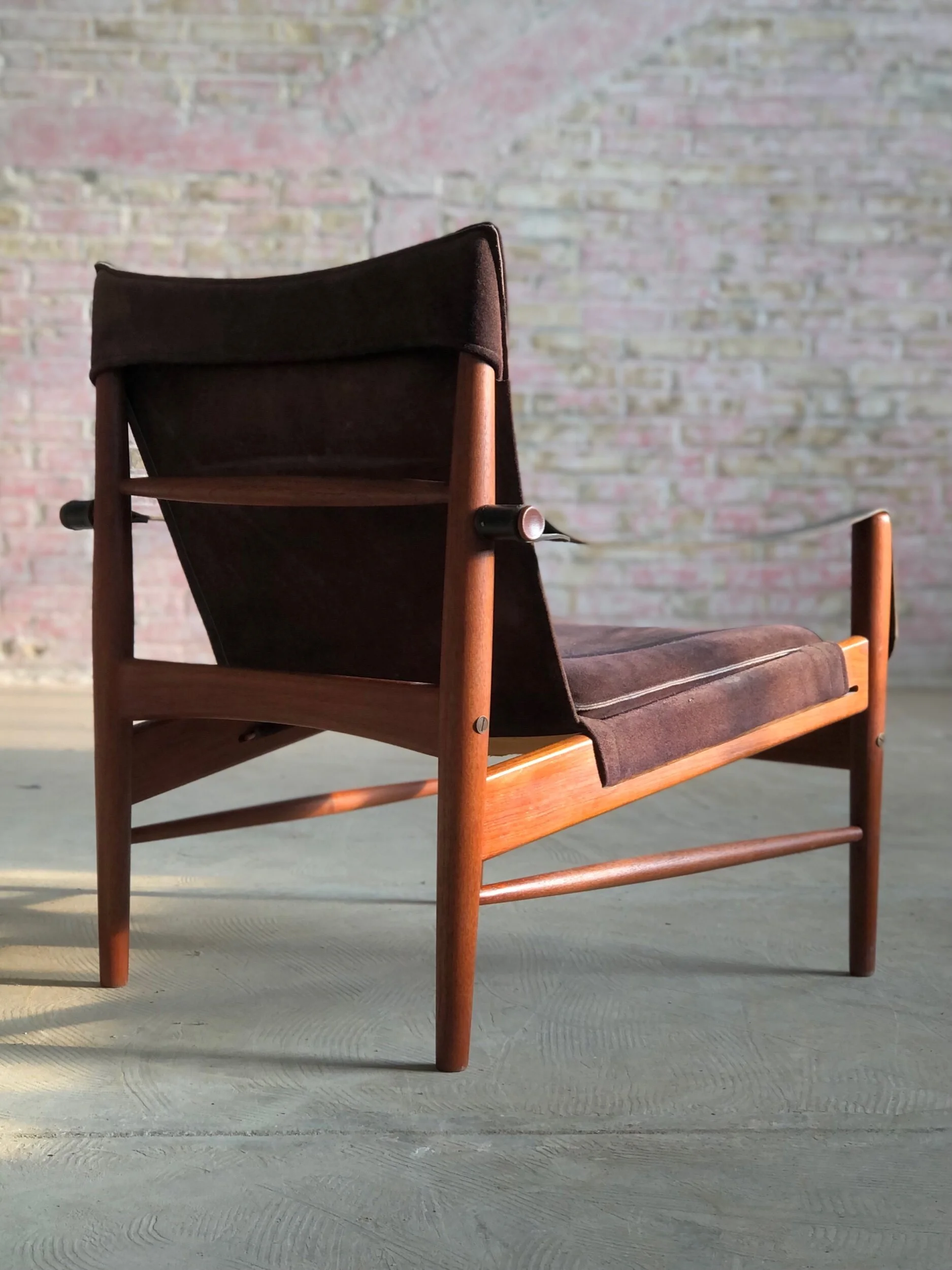 9CA8A656-DD82-42F5-BE8F-5F95EEC644C8