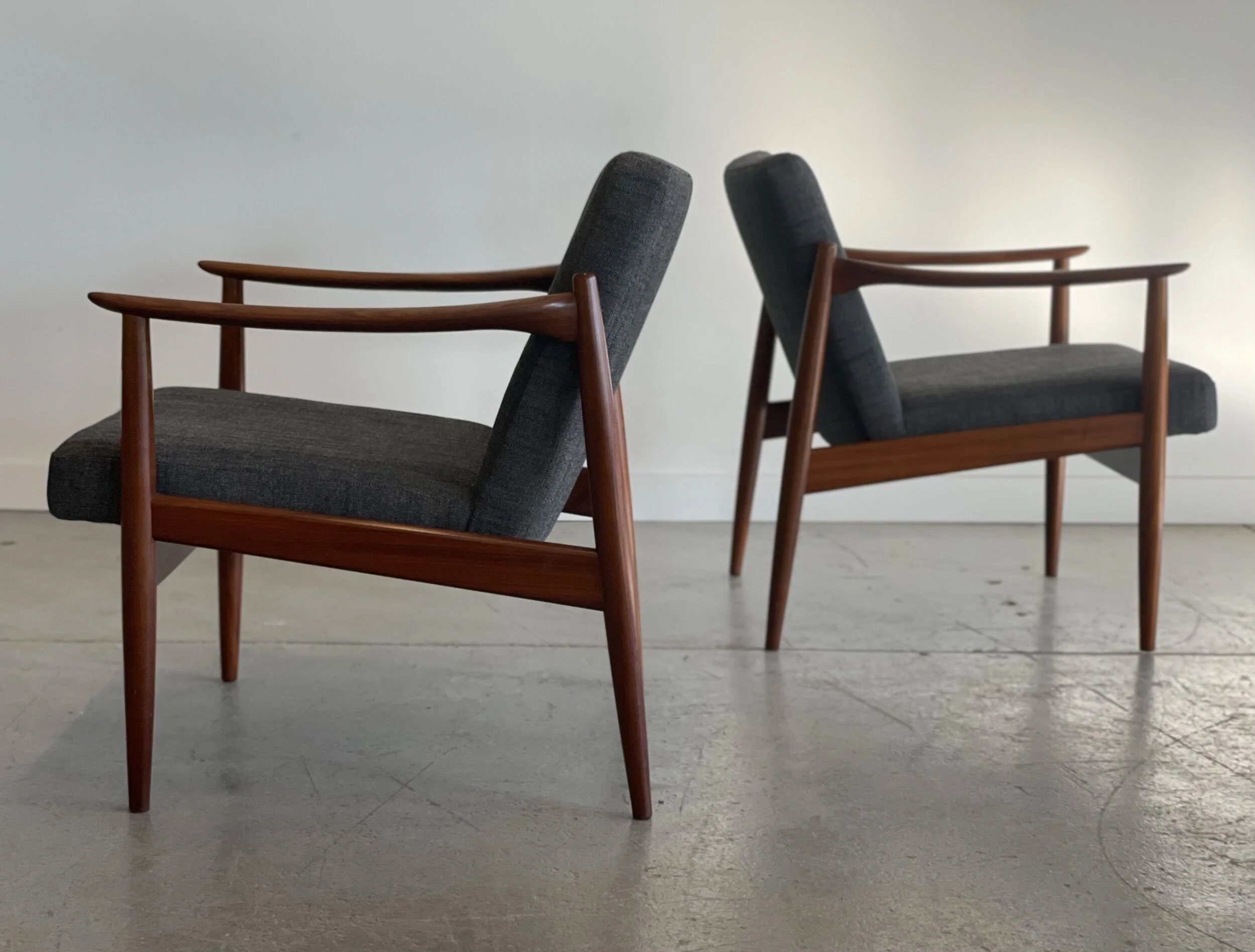 9C0B3811-2BAE-4FA1-8FBC-2CCE095B39F2