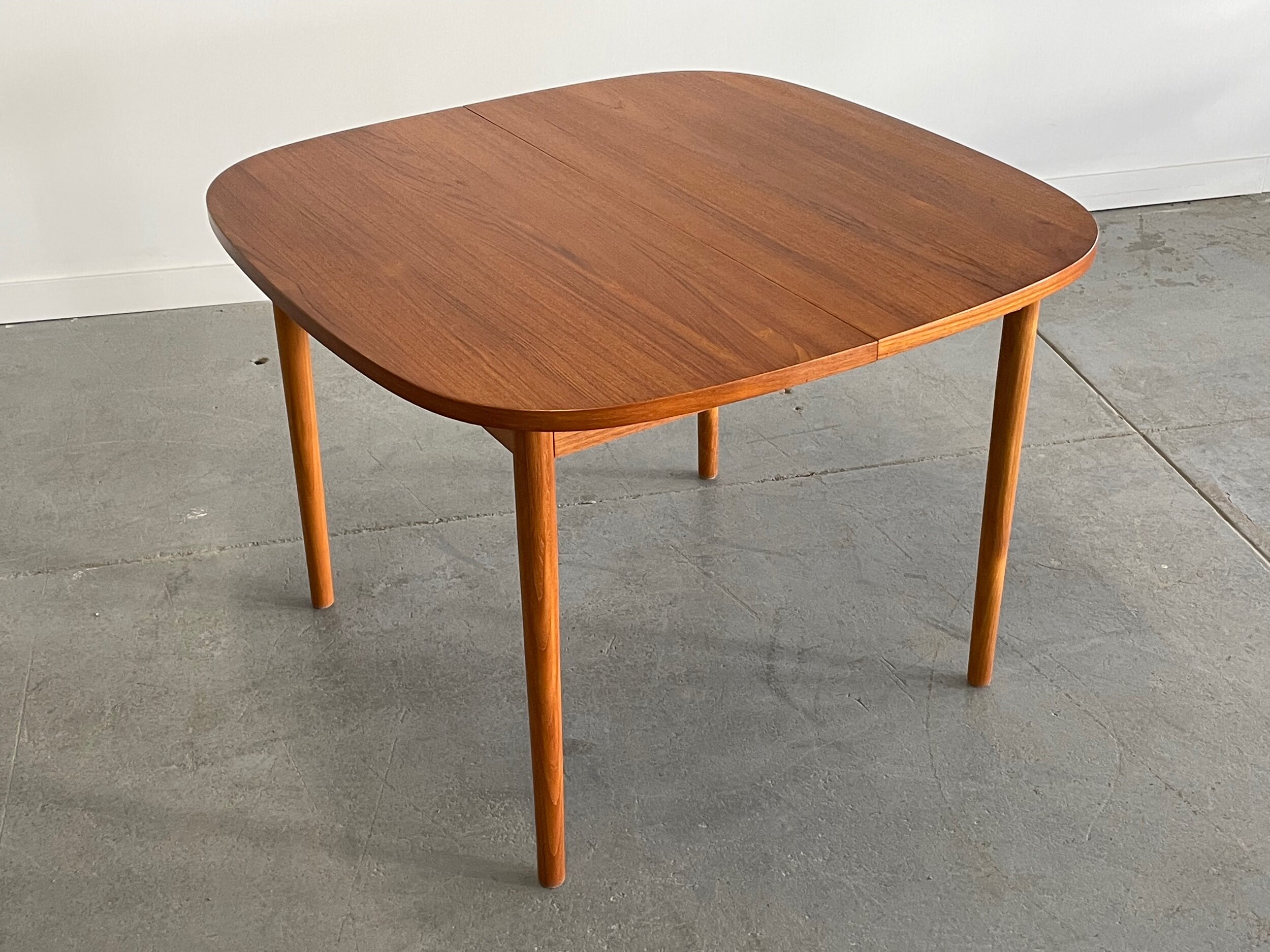 8B0E18C9-8D1F-4FC7-A3B0-5FC444C34BAD