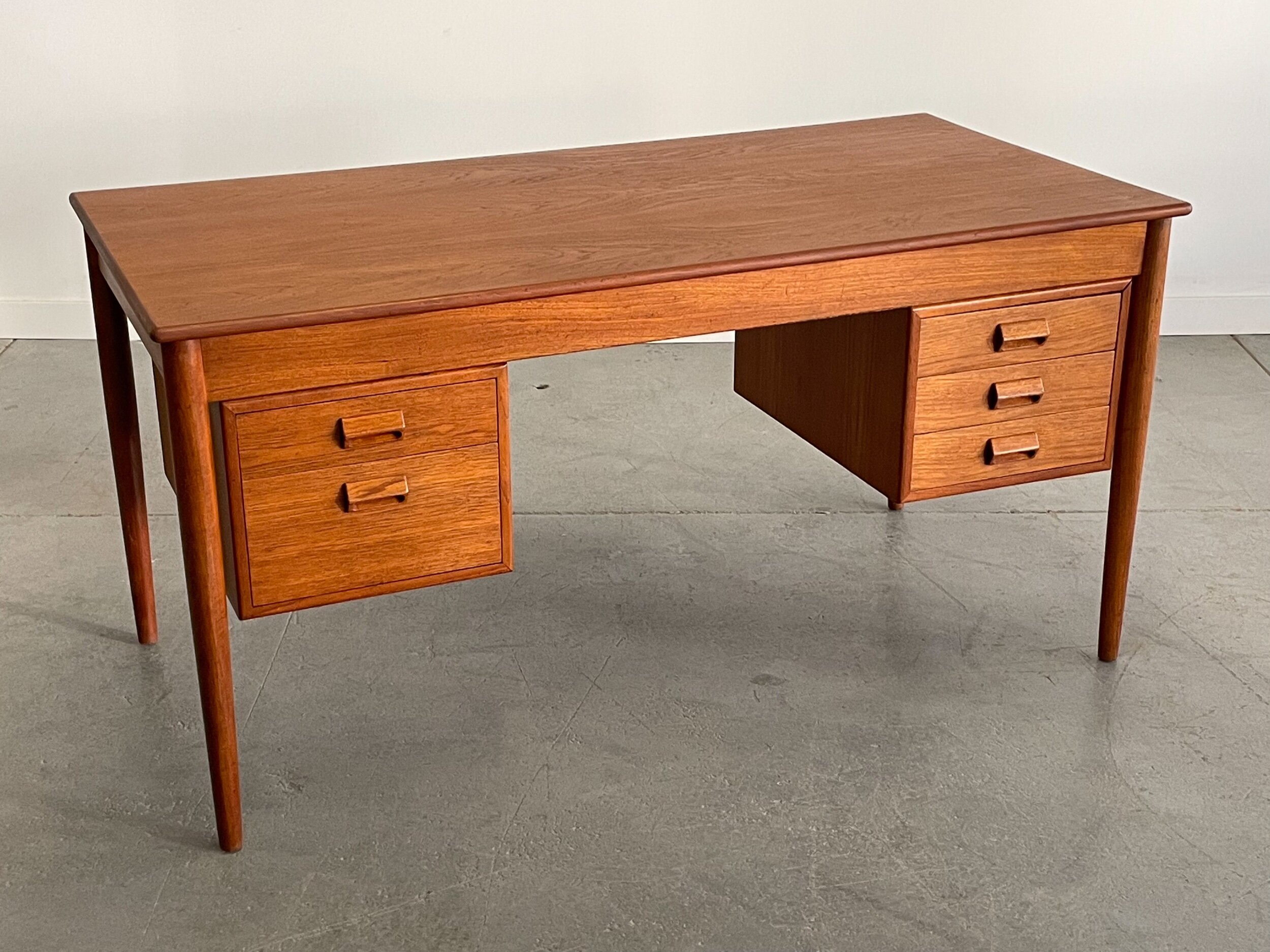 C6778BA5-5965-4AD8-84AC-5BF90DA803FE