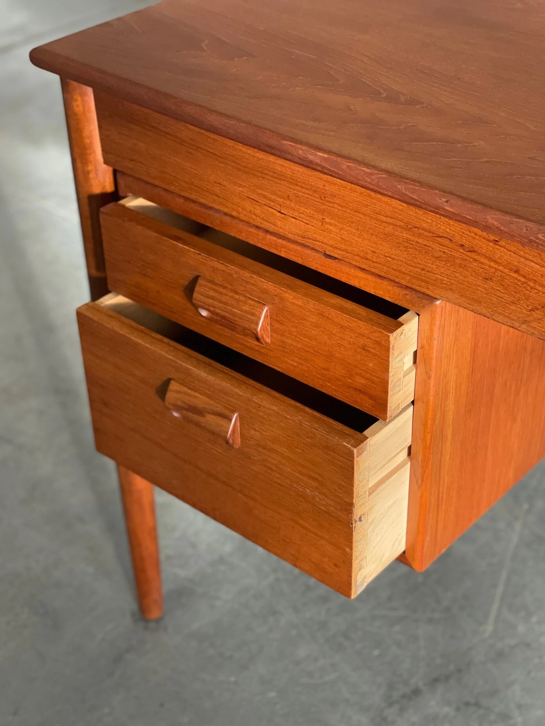 D89C4502-5A84-431C-A4C0-FF5339FB9B09