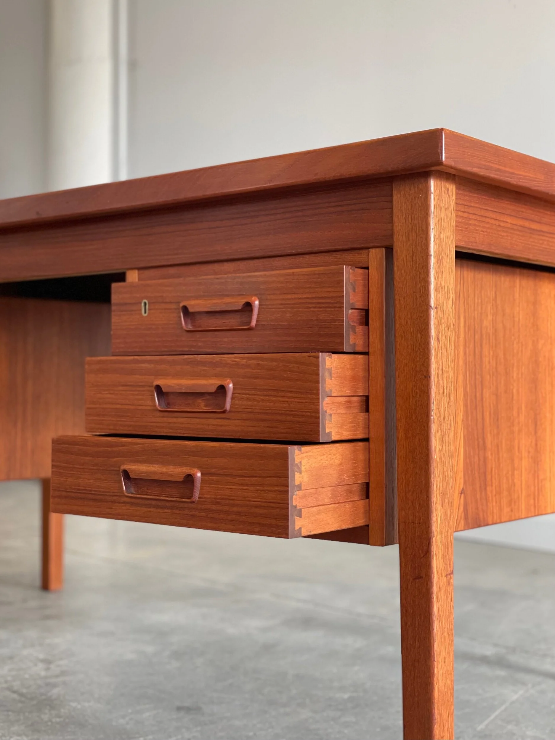 8532C2F3-A36C-450A-8F28-2B26839953F9