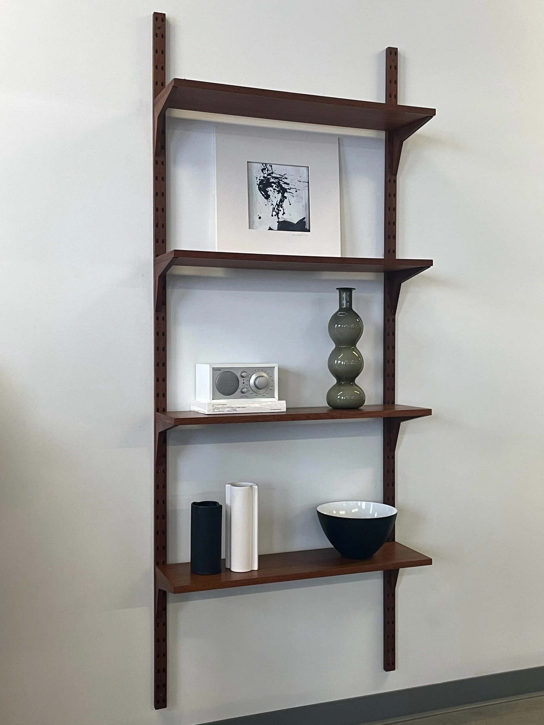 DDCBD984-ED07-42D3-9E2D-8AA8183EC364