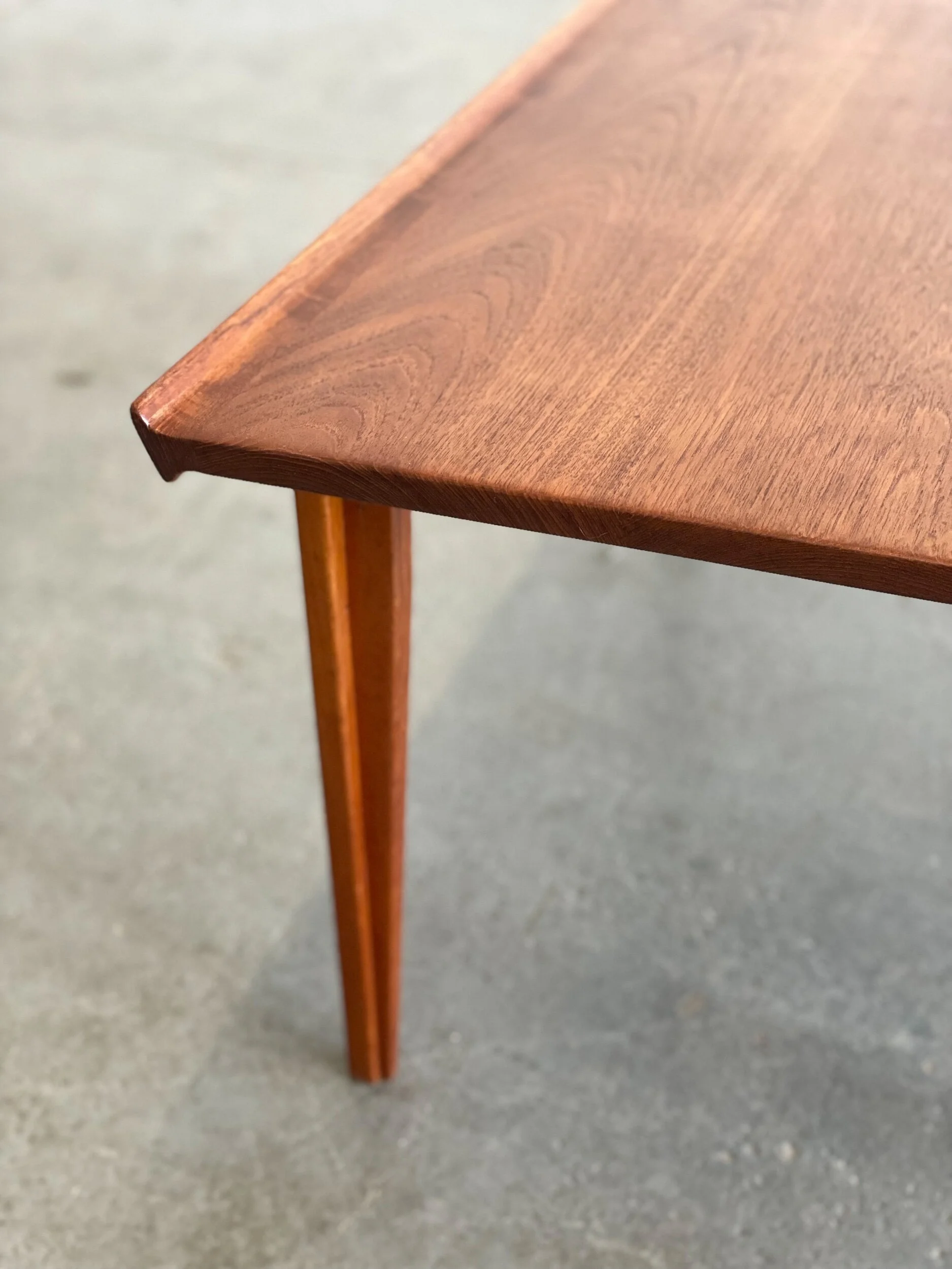 5FE78257-36D4-415E-A811-DC9D31BDA6C4