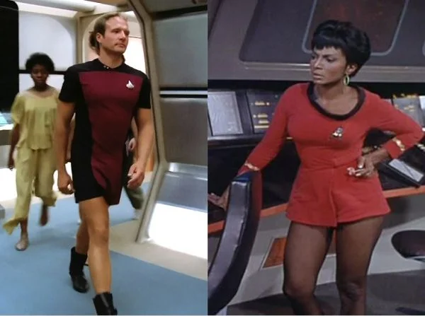 Unisex miniskirts. Images via Neatorama .