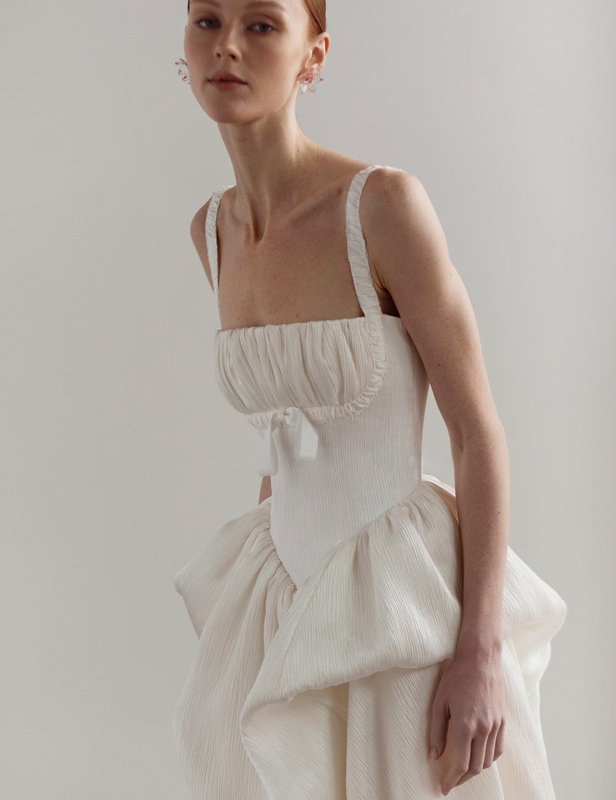 Aurelia (sampled in size 8)