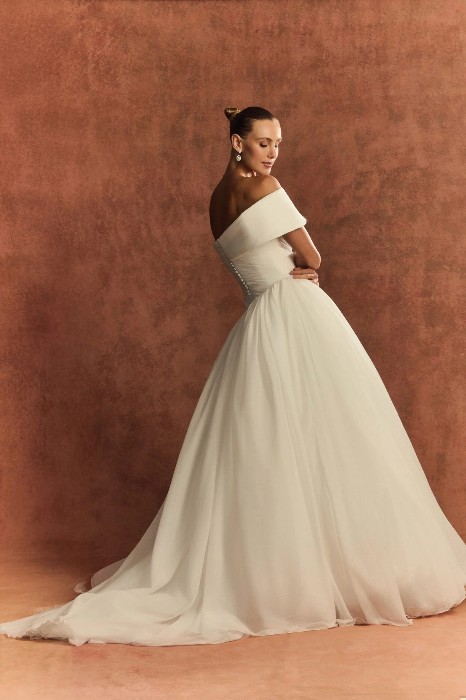 Stephanie Cachupaz Serena (sampled in size 8)