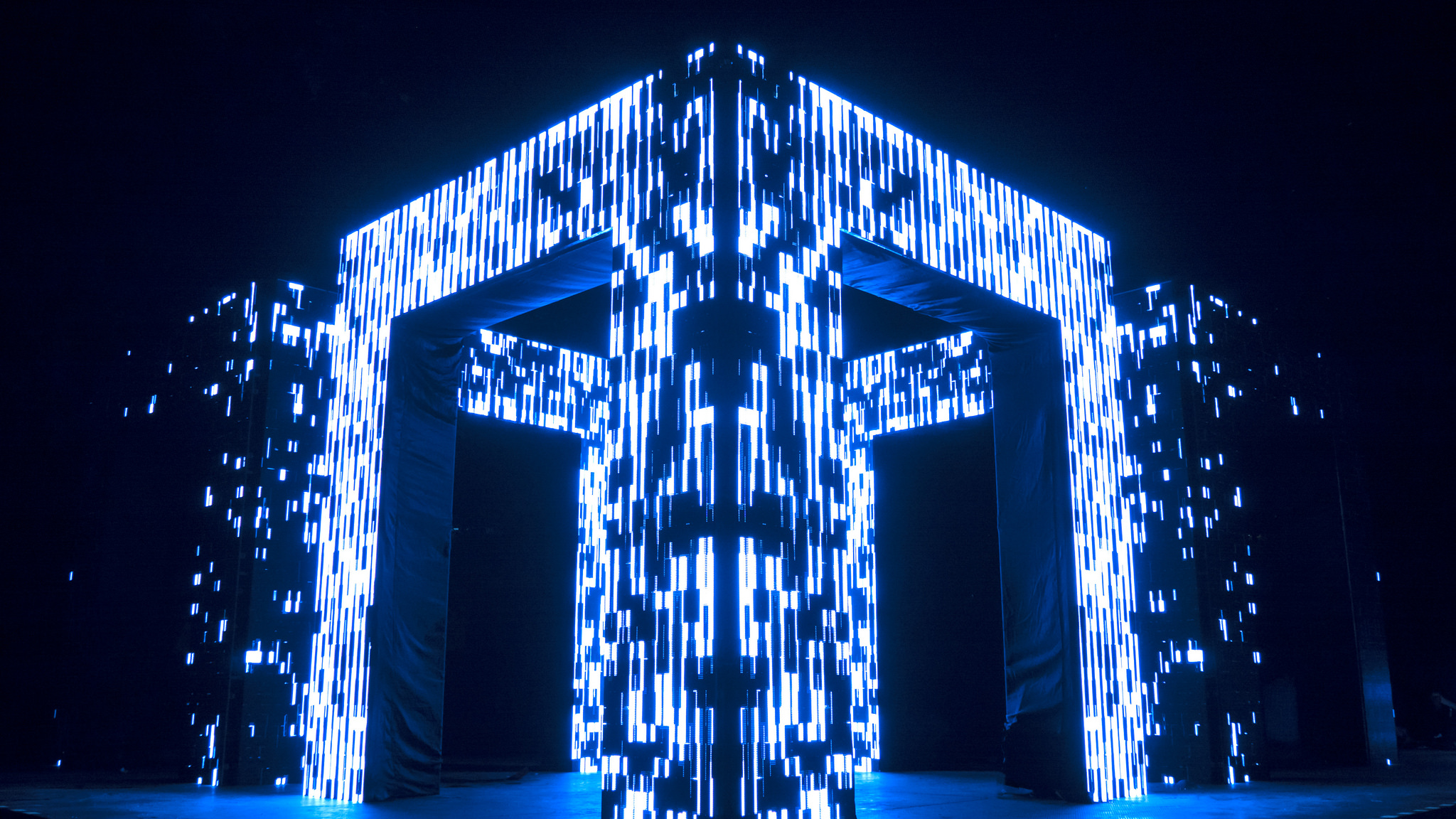 Axiom_3.jpg