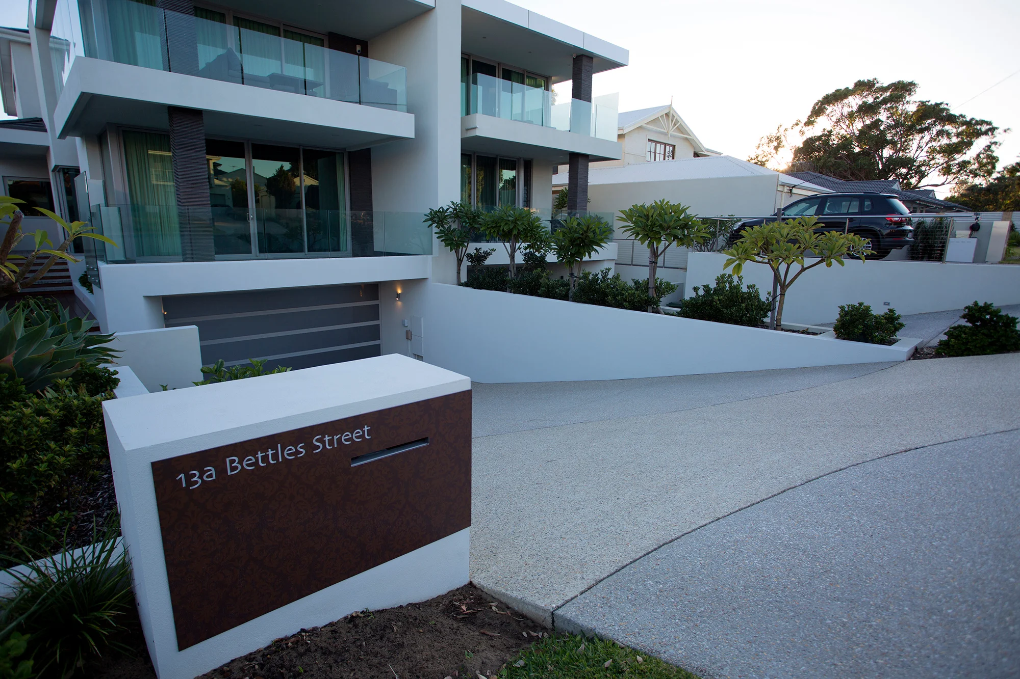 2 MIXES, SPINIFEX & MAGNOLIA