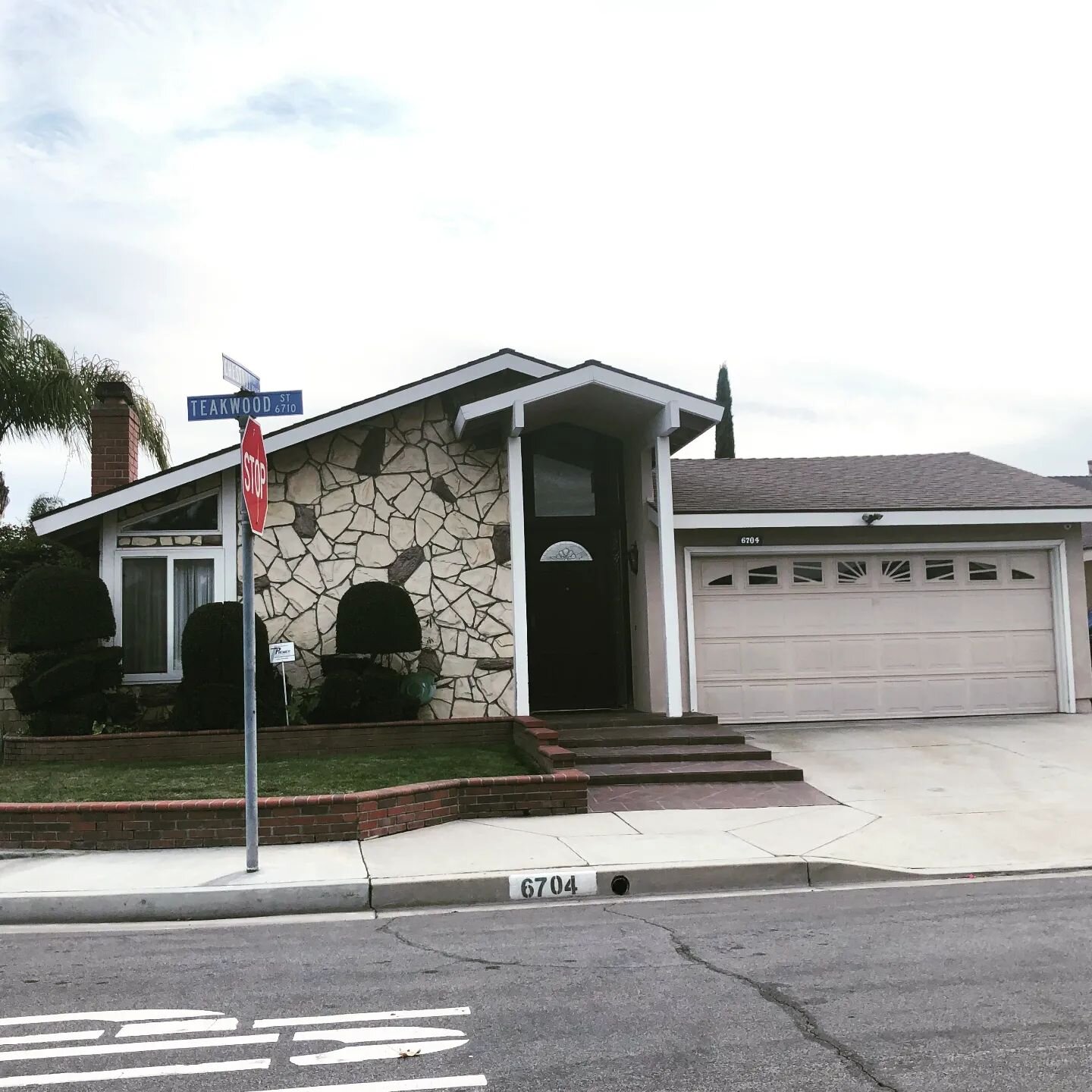 Just realized I live right around the corner from where Tiger Woods grew up.
And where I golf is the same golf course where he learned to golf. At the Navy golf course in Los Alamitos