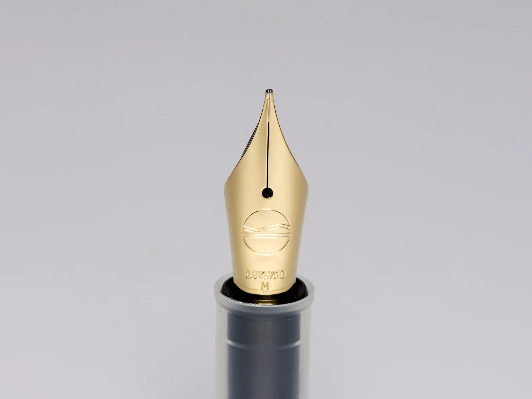 ELBWOOD-SCHREIBFEDER-18k 750-GELBGOLD-B-M-F-EF.JPG-65.jpg