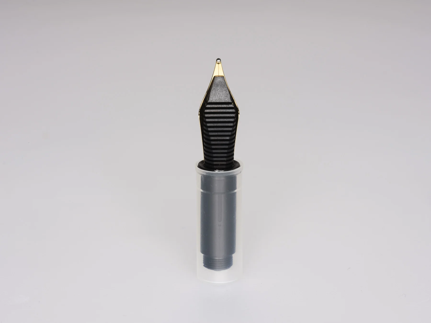 ELBWOOD-SCHREIBFEDER-18k 750-GELBGOLD-B-M-F-EF.JPG-75.jpg