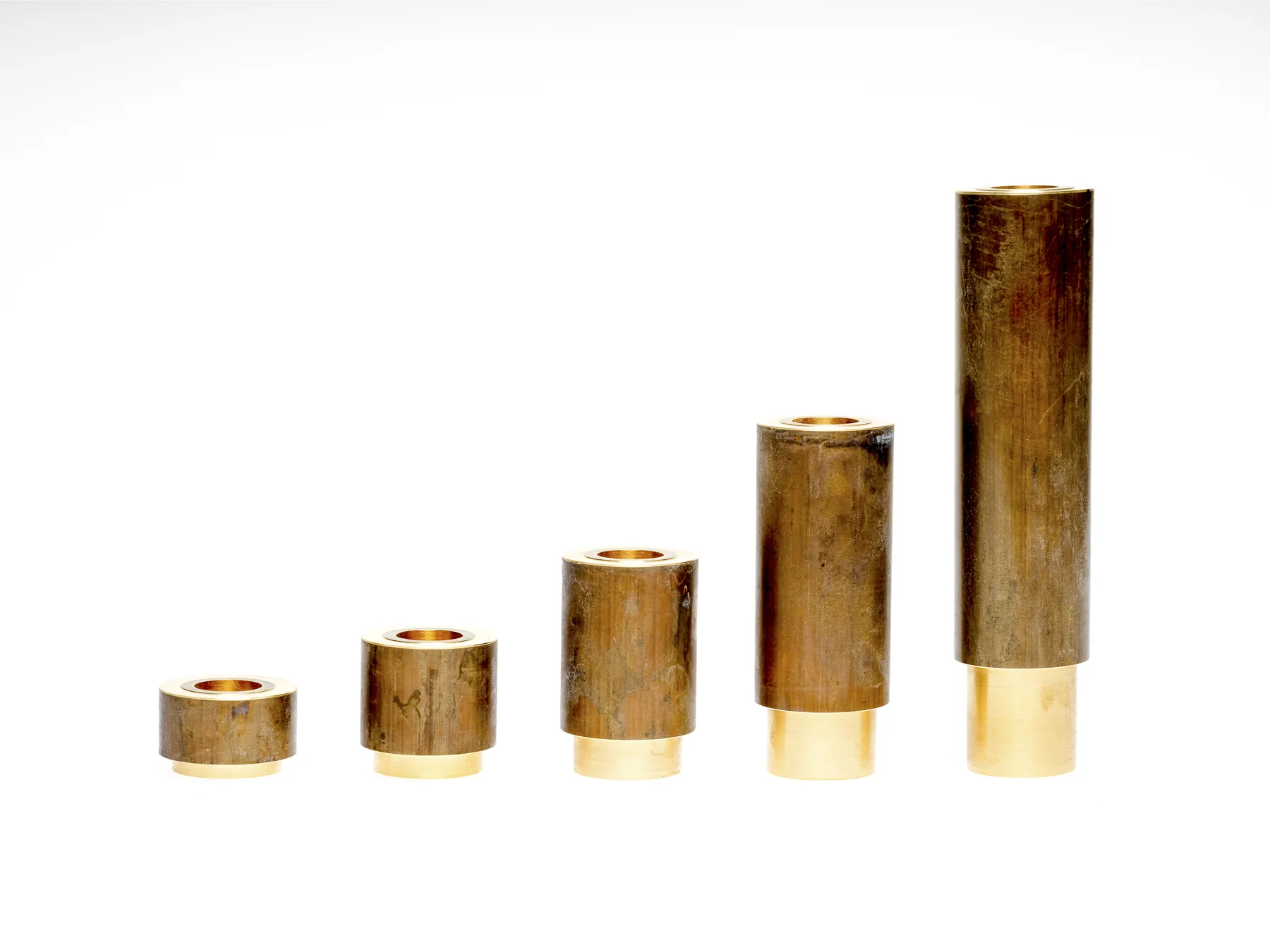 Kerzenständer-Candlestick, patiniertes Messing, braun, patinized brass, brown-6.jpg