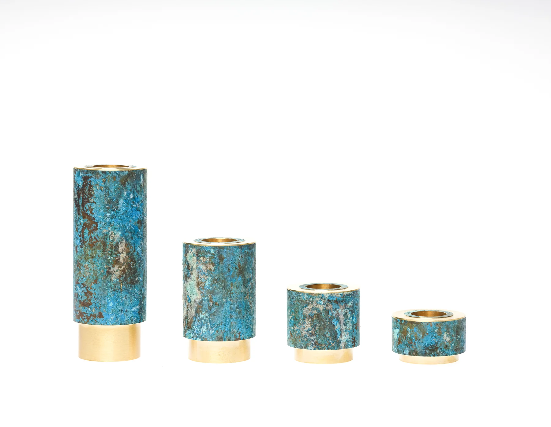 Kerzenständer-Candlestick, patiniertes Messing, blau, patinized brass, blue-10.jpg