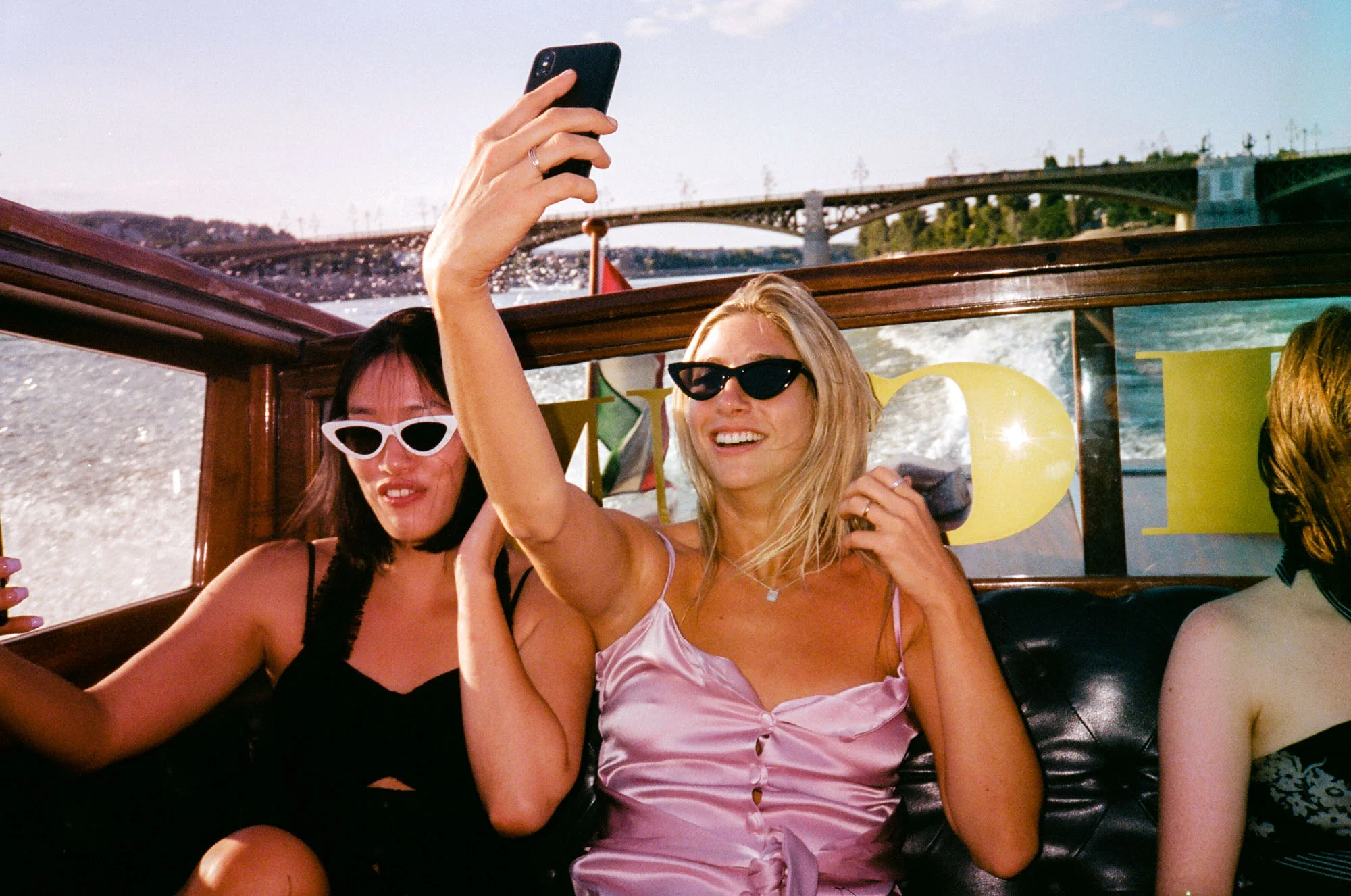 HOTEL_WEEKEND_NANUSHKA_BUDAPEST_GUIDE10.jpg