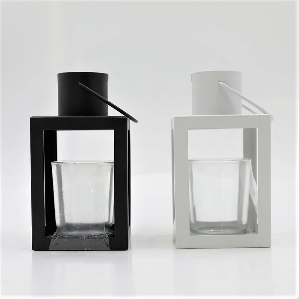  METAL LANTERN WITH GLASS TEALIGHT HOLDER - BLACK &amp; WHITE