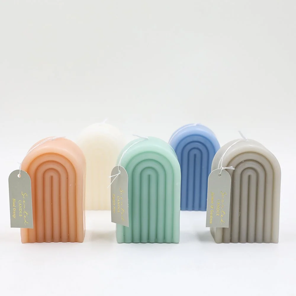 SCENTED RAINBOW ARCH CANDLE 5 ASSTD