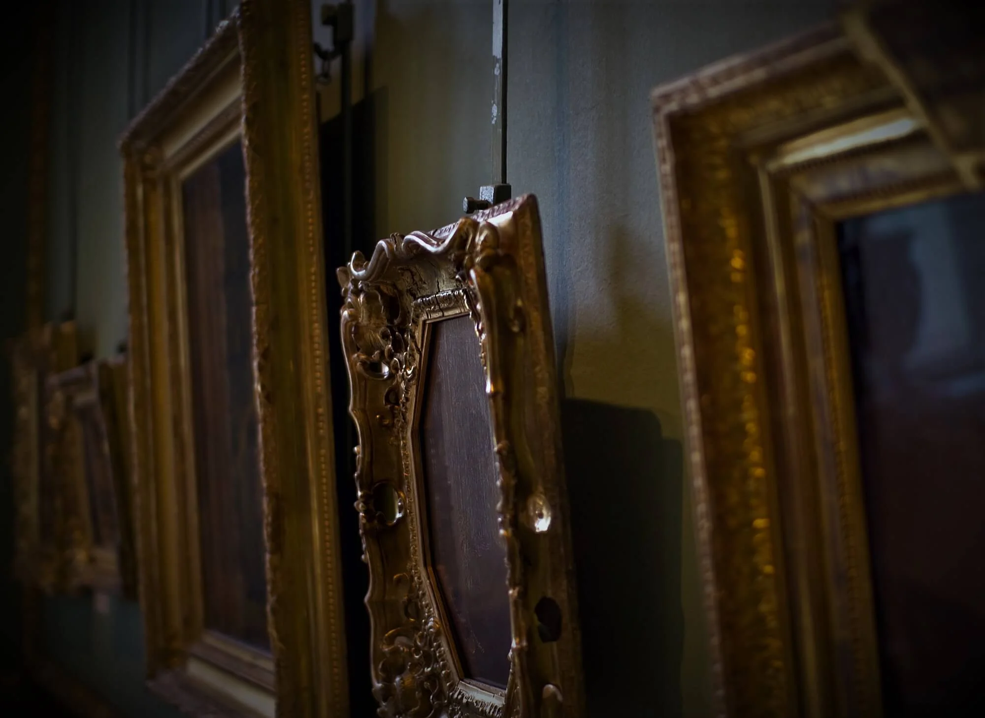 Dark Deals in the Art Market