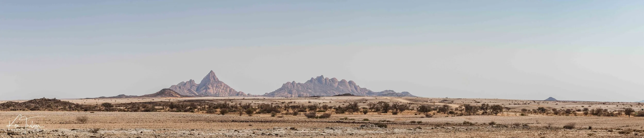 Spitzkoppe View SuperWide - Namibia (shot on a tripod) Camera: Canon 200D Lens: 24-70mm f/4 L 15370 x 3295