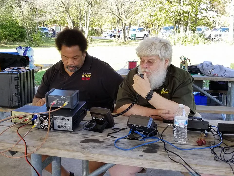 Kelvin (W9BBQ) - Dick (WA9NNN)