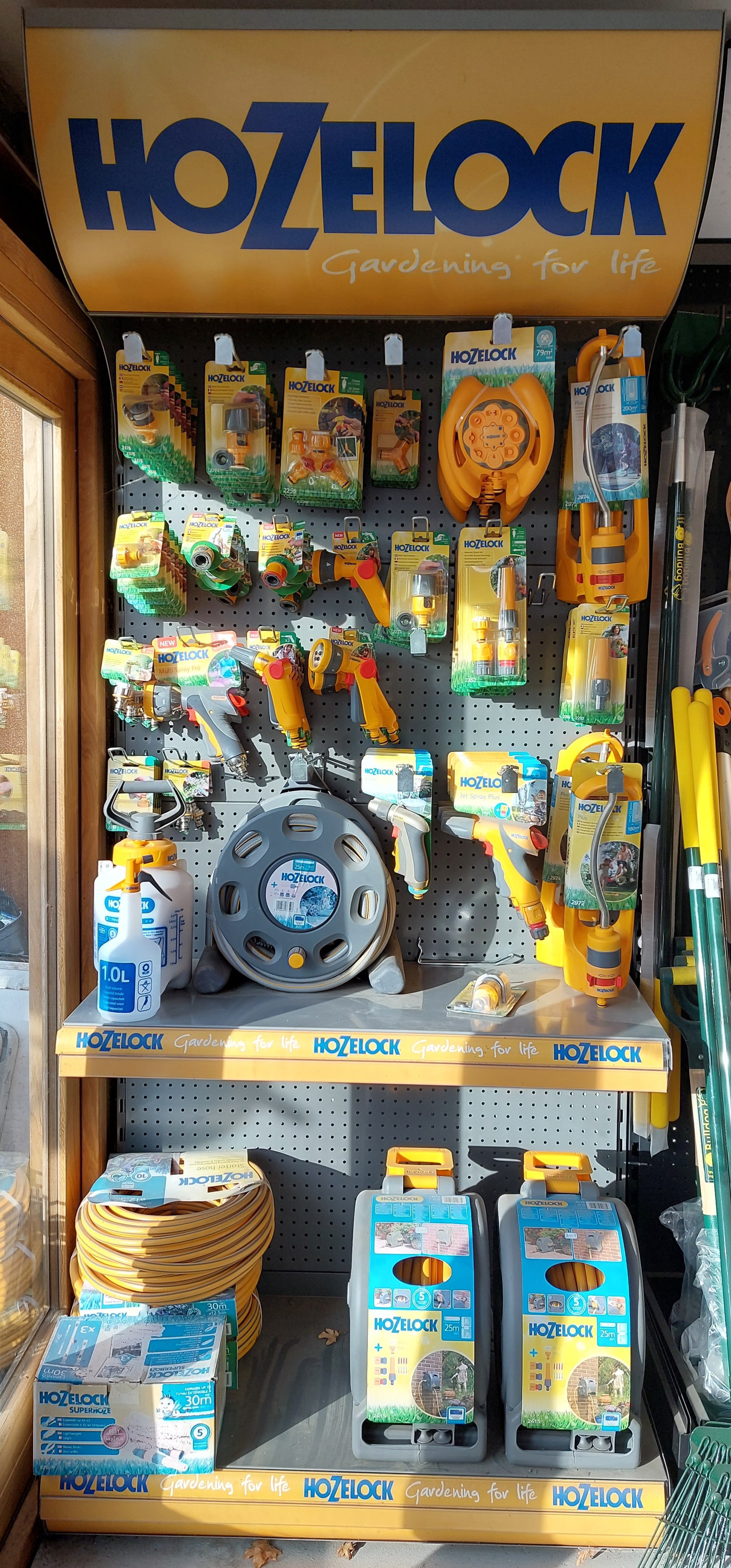  Hozelock supplier in Barton, Cambridge. Hoses, sprinklers, and more. 