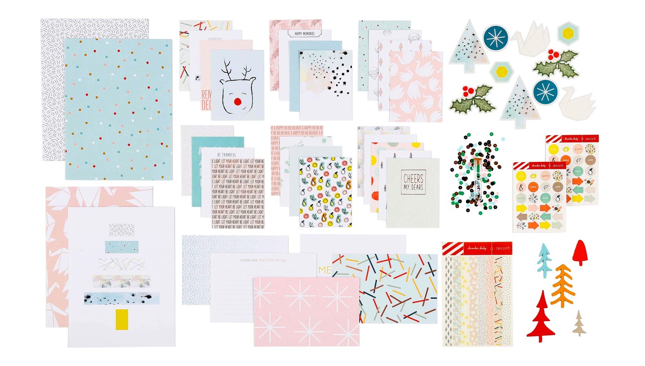 Ali_Edwards_-_December_Daily_2016_-_Decor8-7145-1_28129_original.jpg