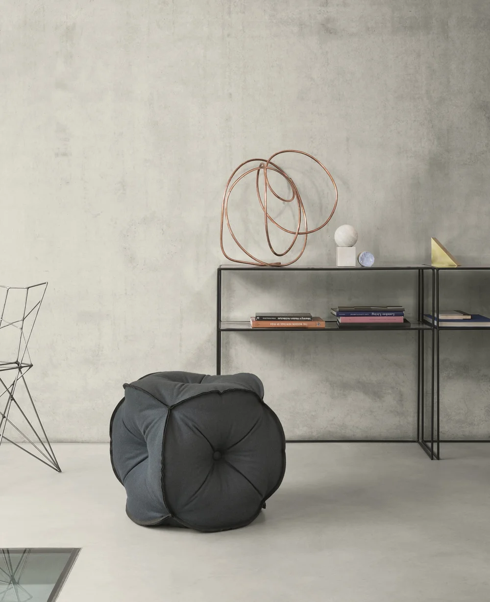 LIVING ROOM PRIZE: Rolf Benz footstool "Rolf Benz 953" in anthracite