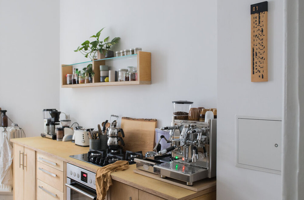 Berlin Apartment with Vintage Flair and Natural Colors