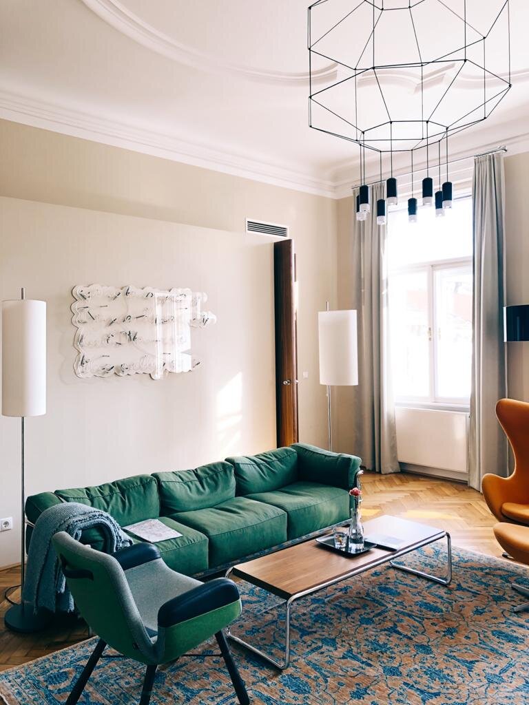 The &ldquo; United Nations &rdquo; suite was flooded in natural light and huge