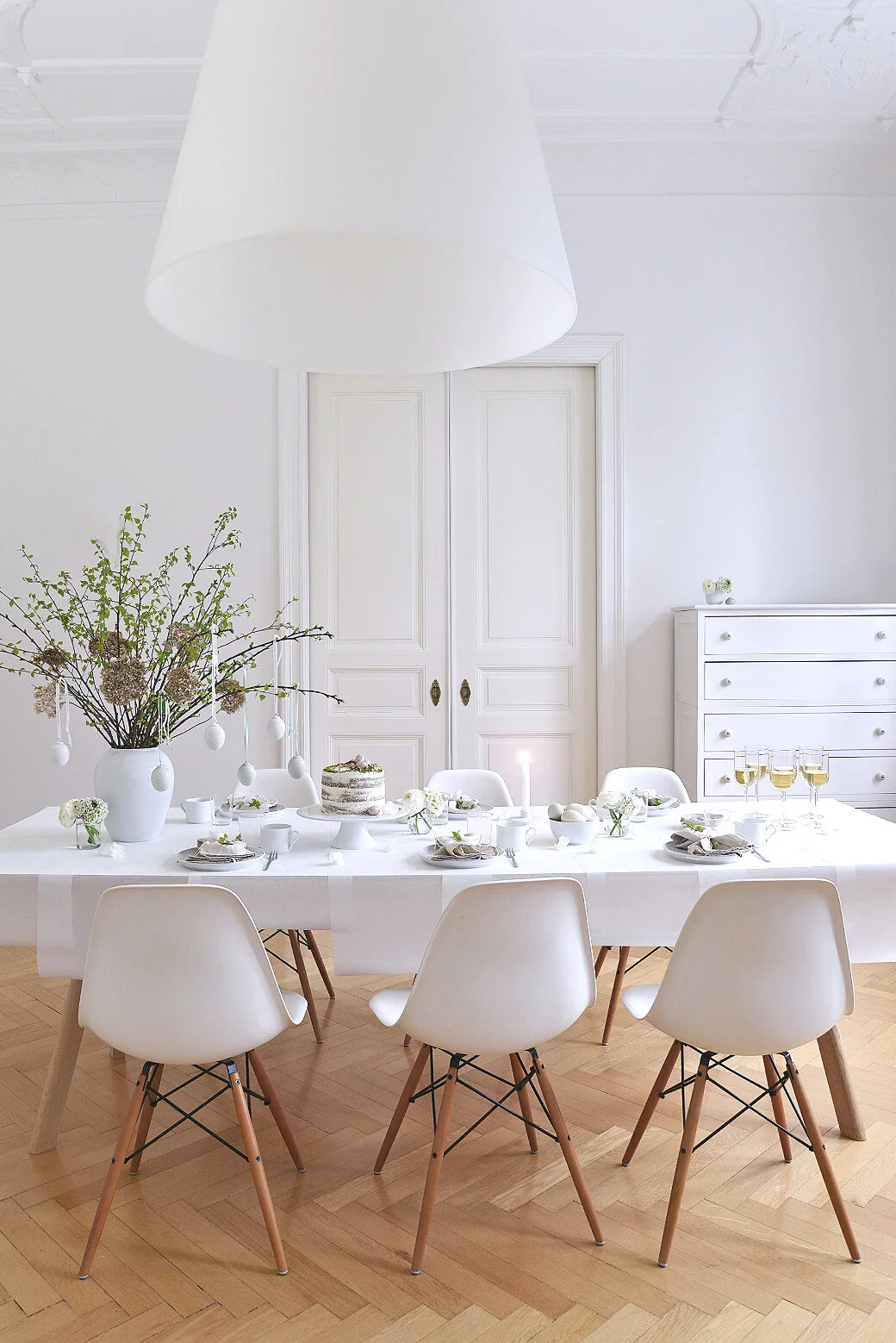 12 Beautiful + Easy Easter Decor Ideas